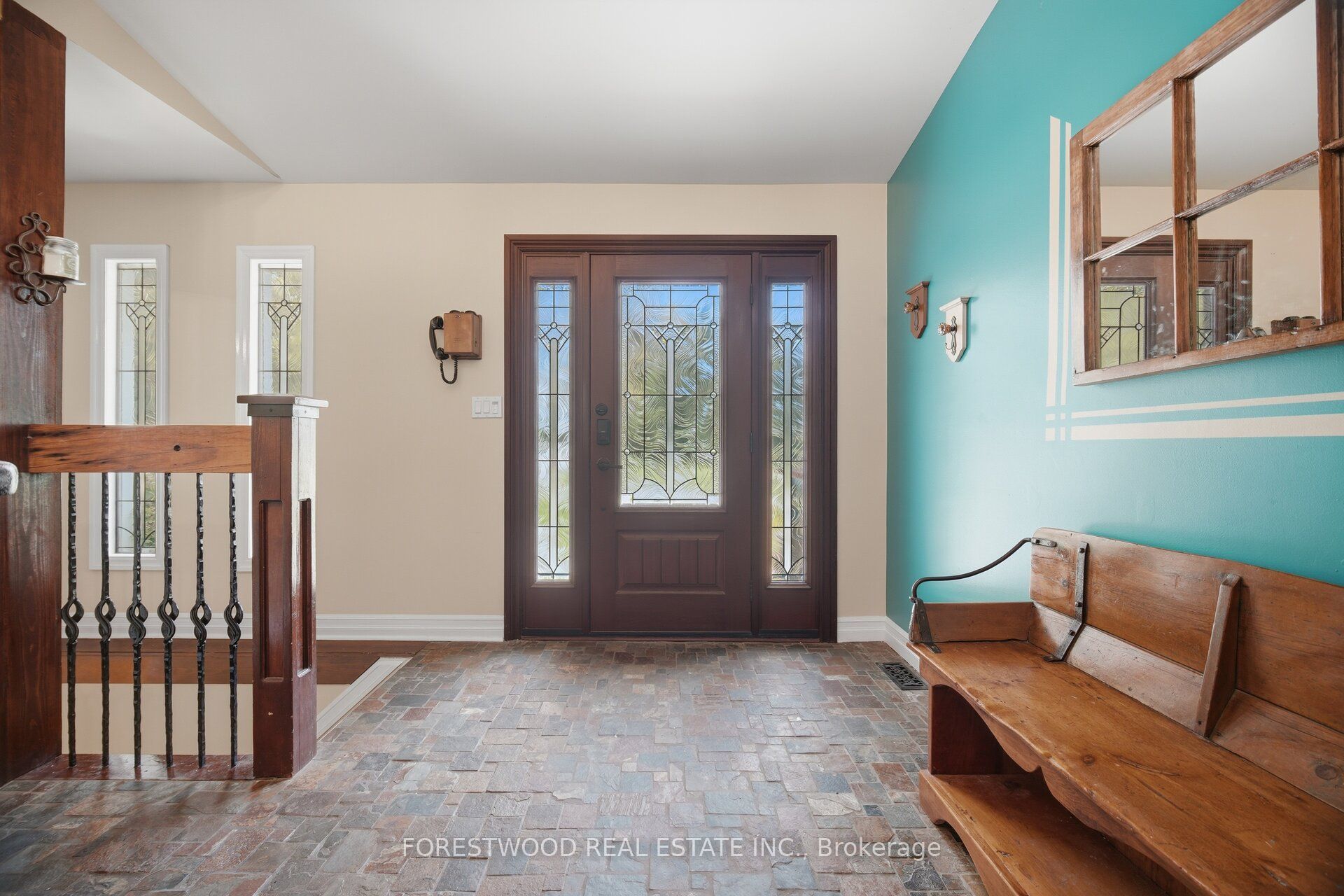 5688 Sixth Line Property Photo 5