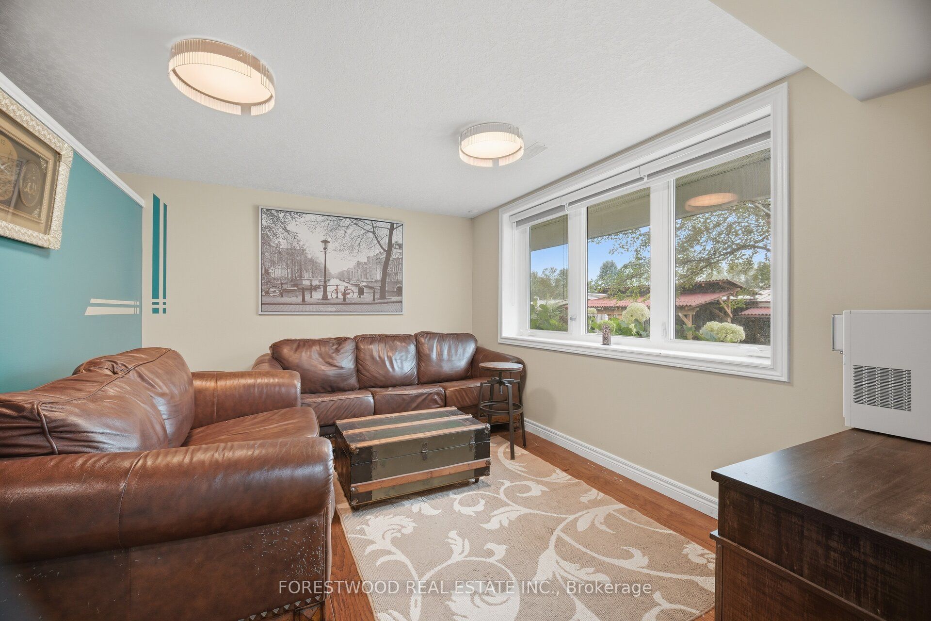 5688 Sixth Line Property Photo 35