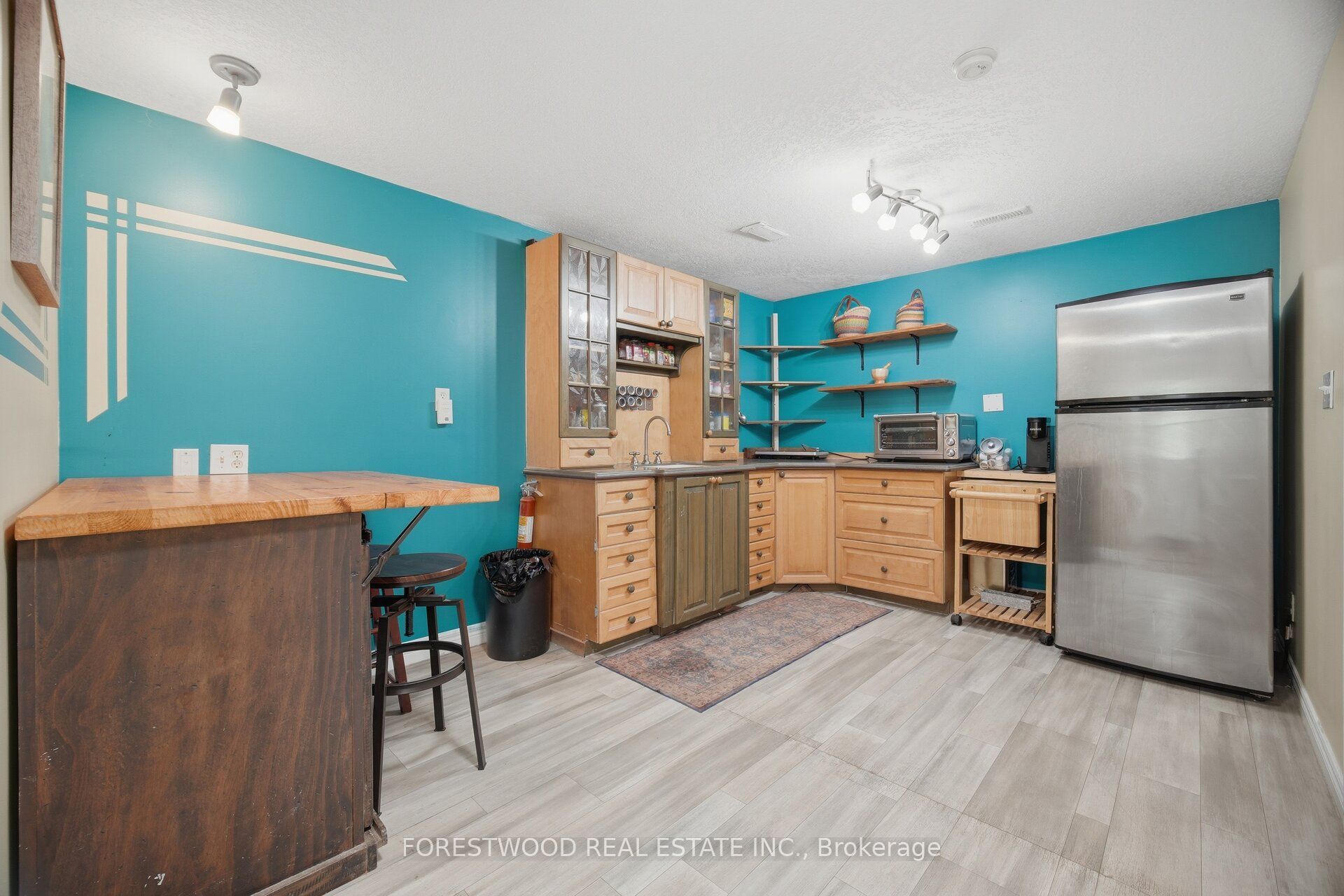 5688 Sixth Line Property Photo 36