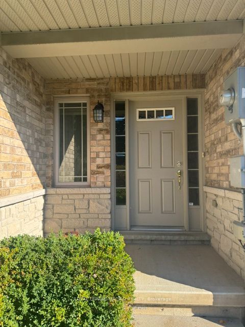 43 Hemlock Way Property Photo 3