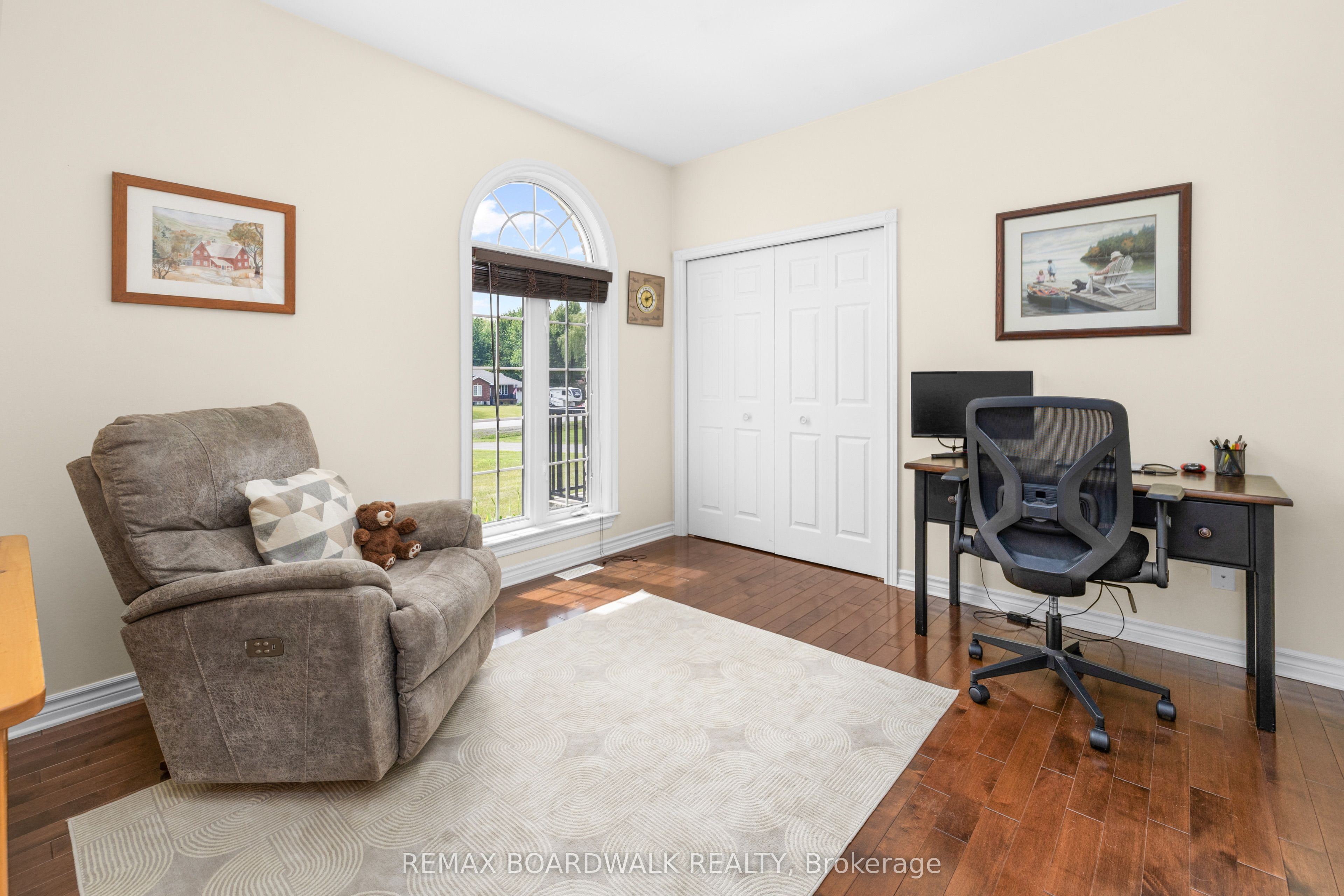 6671 Third Line Road Property Photo 33