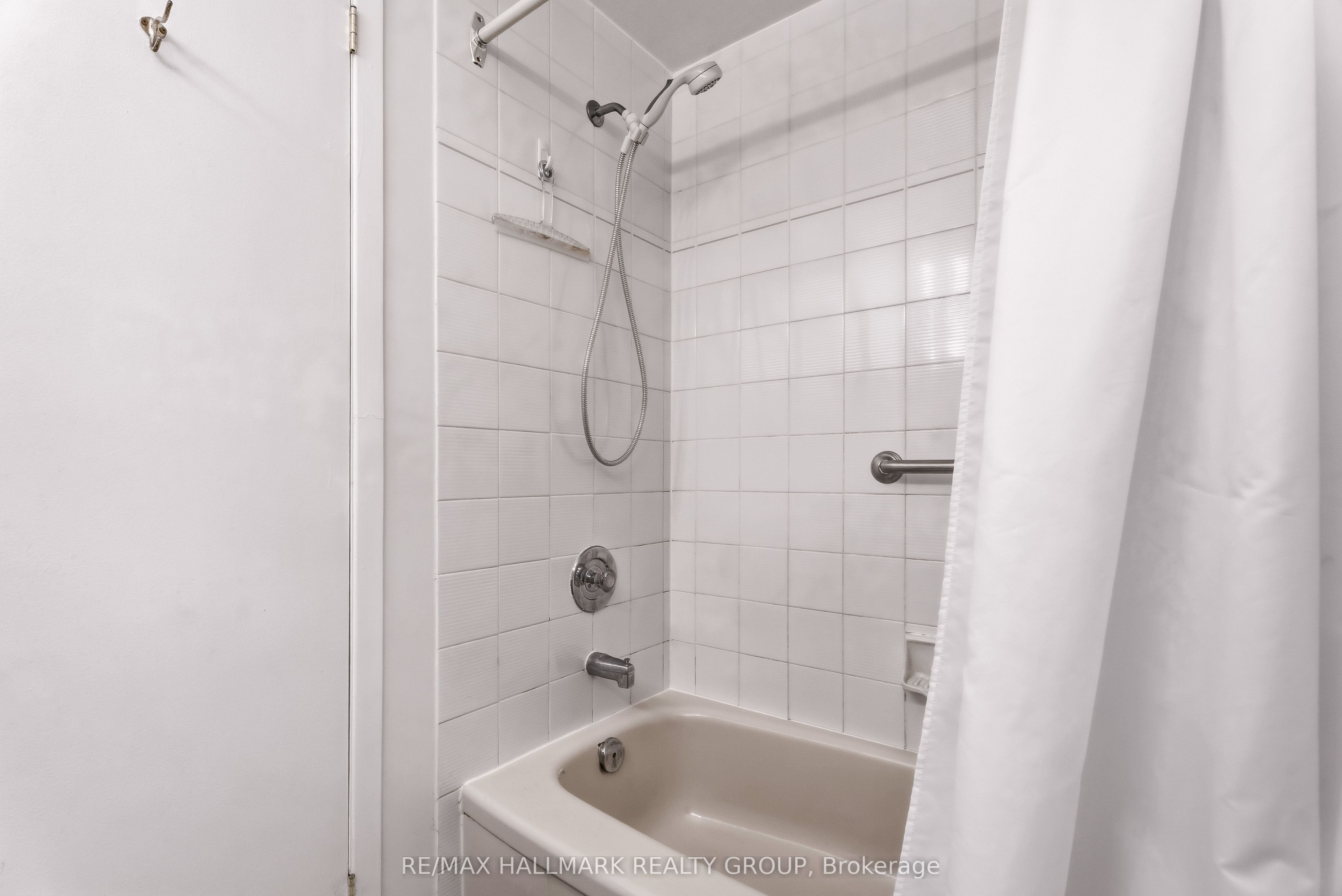 154 Presland Road Property Photo 37