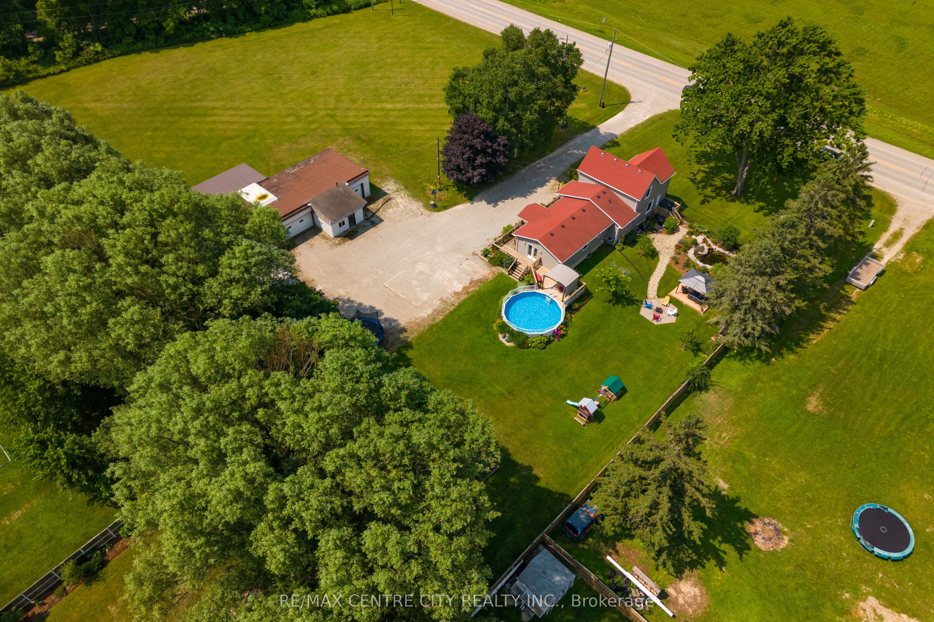 9664 Belmont Road Property Photo 3