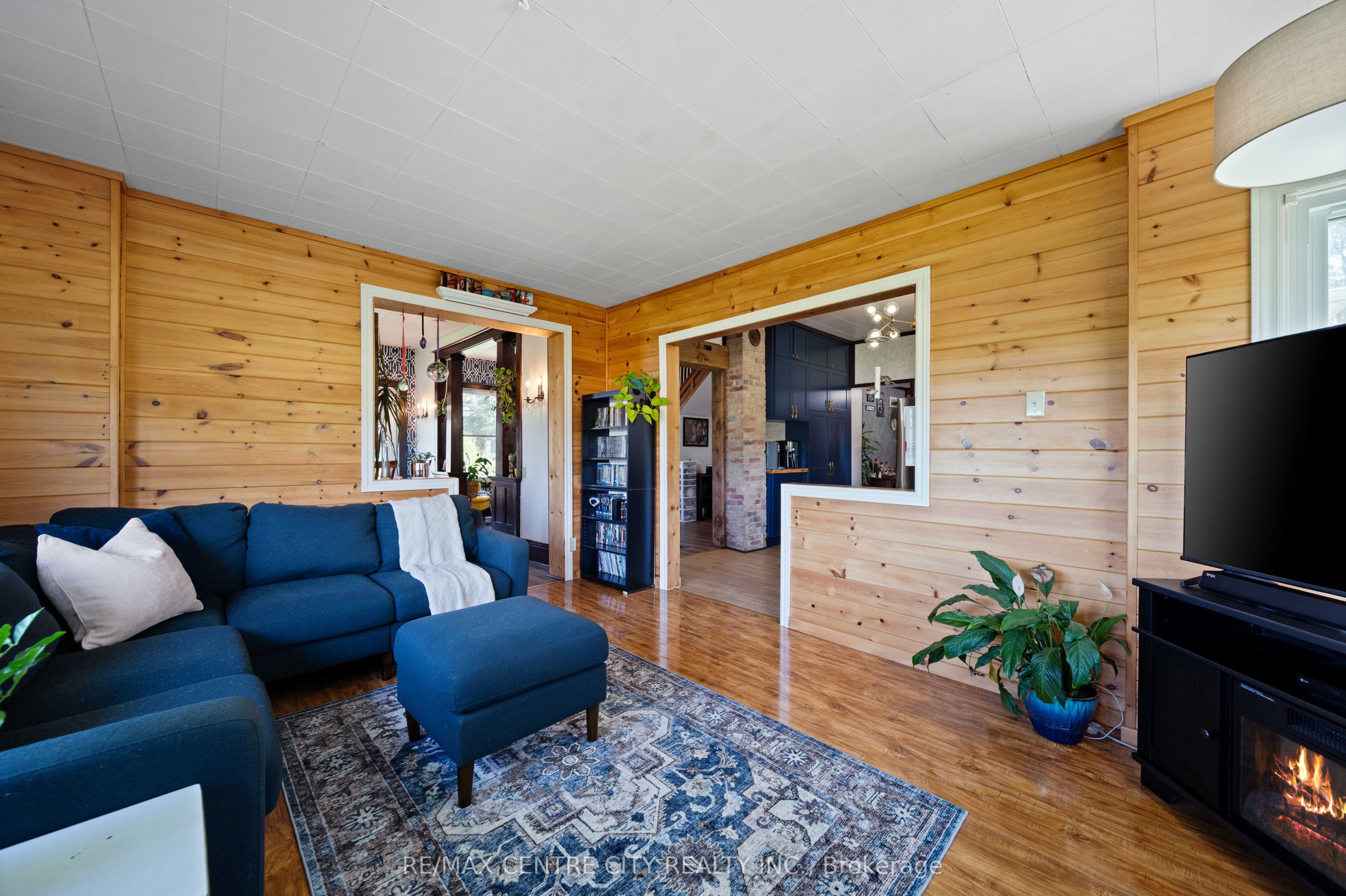 9664 Belmont Road Property Photo 11