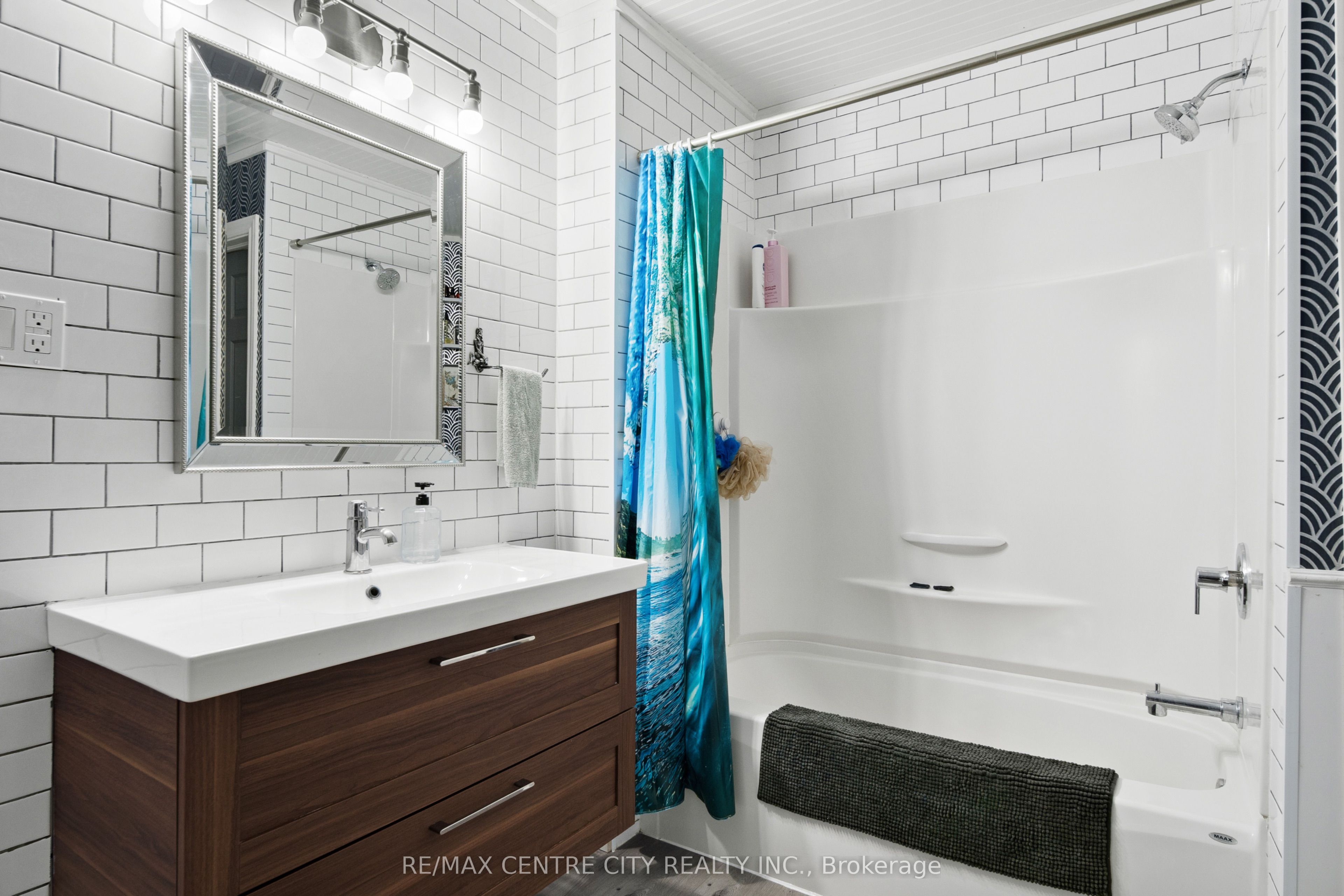 9664 Belmont Road Property Photo 17