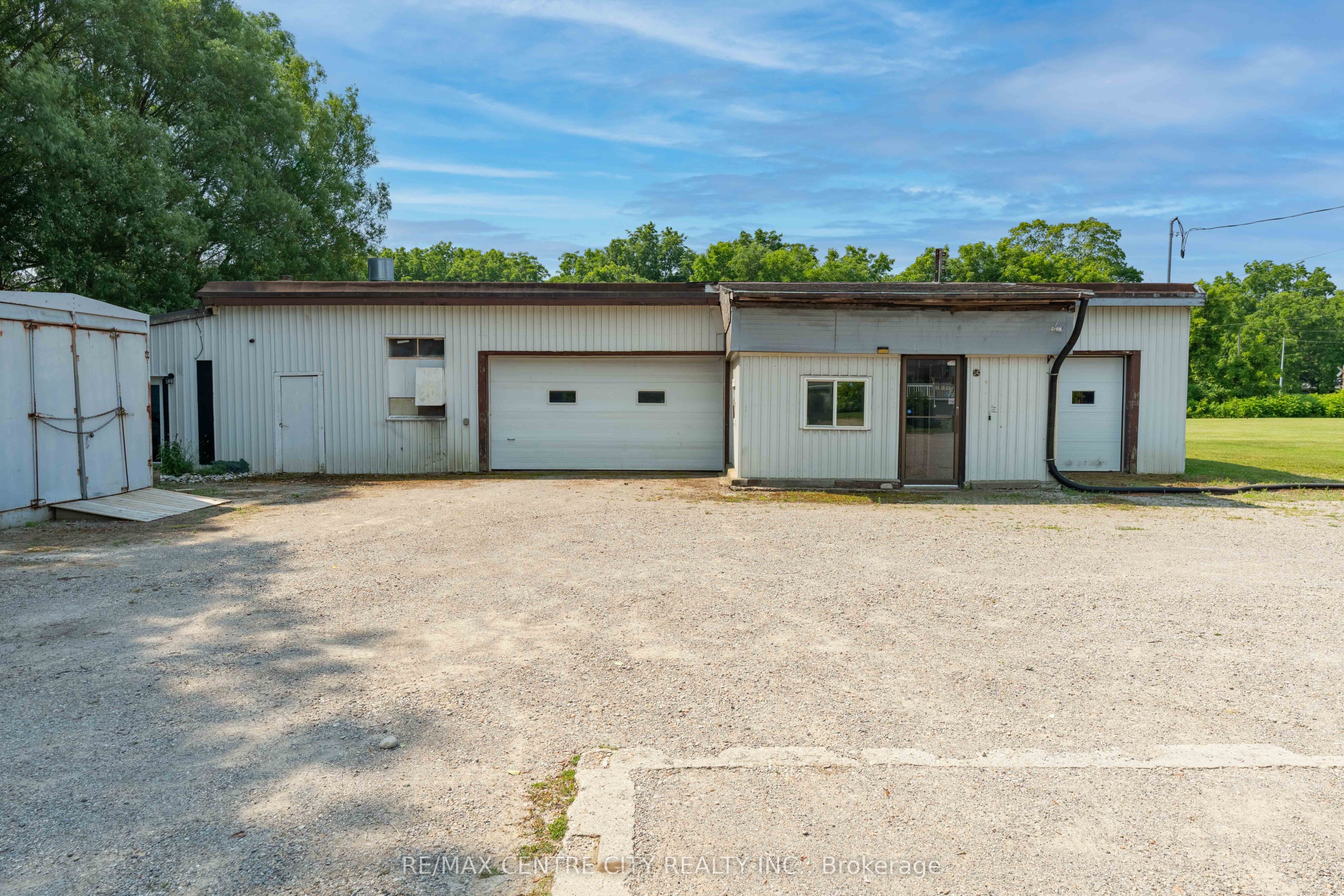 9664 Belmont Road Property Photo 28