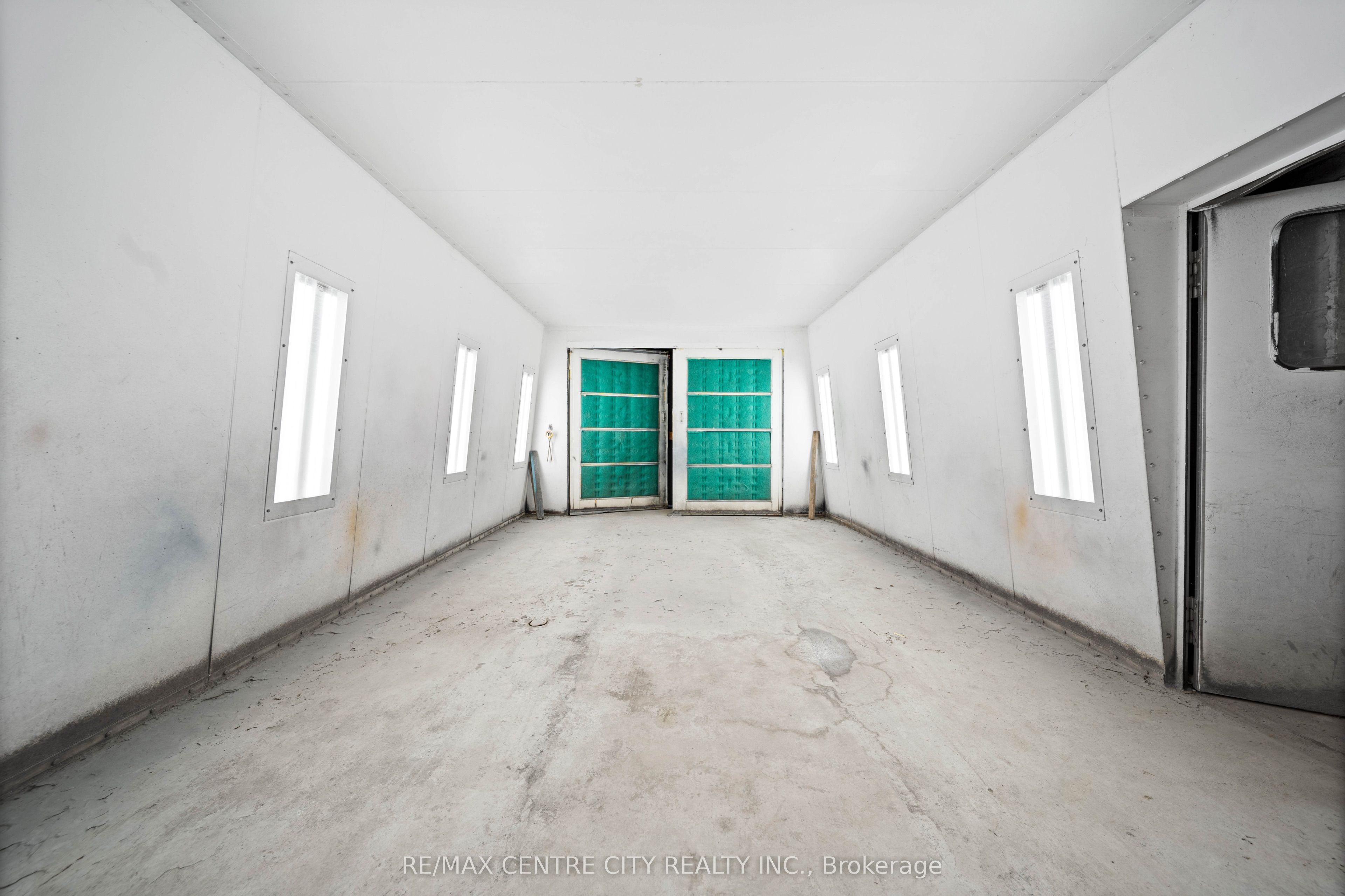 9664 Belmont Road Property Photo 34