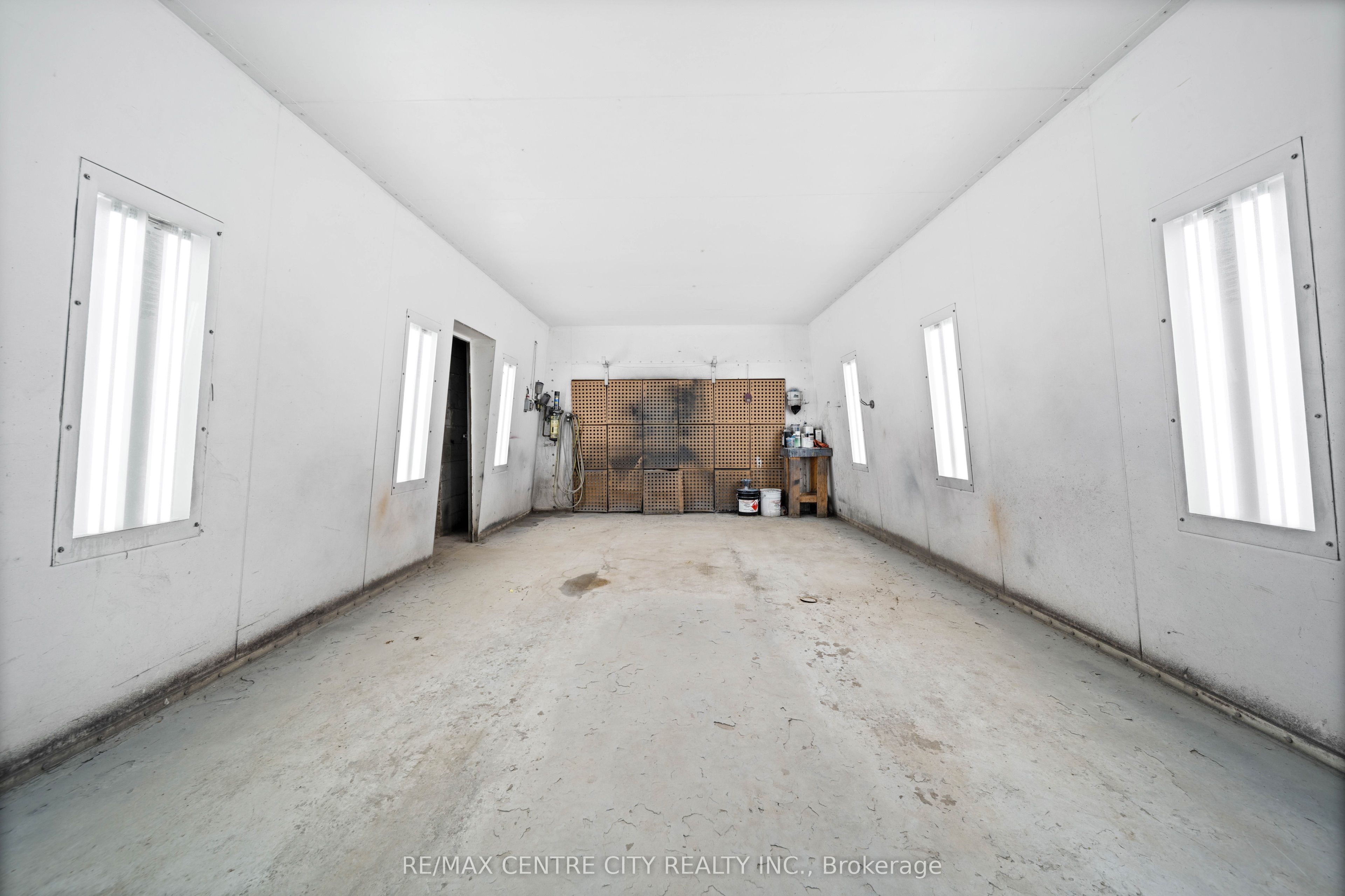 9664 Belmont Road Property Photo 35