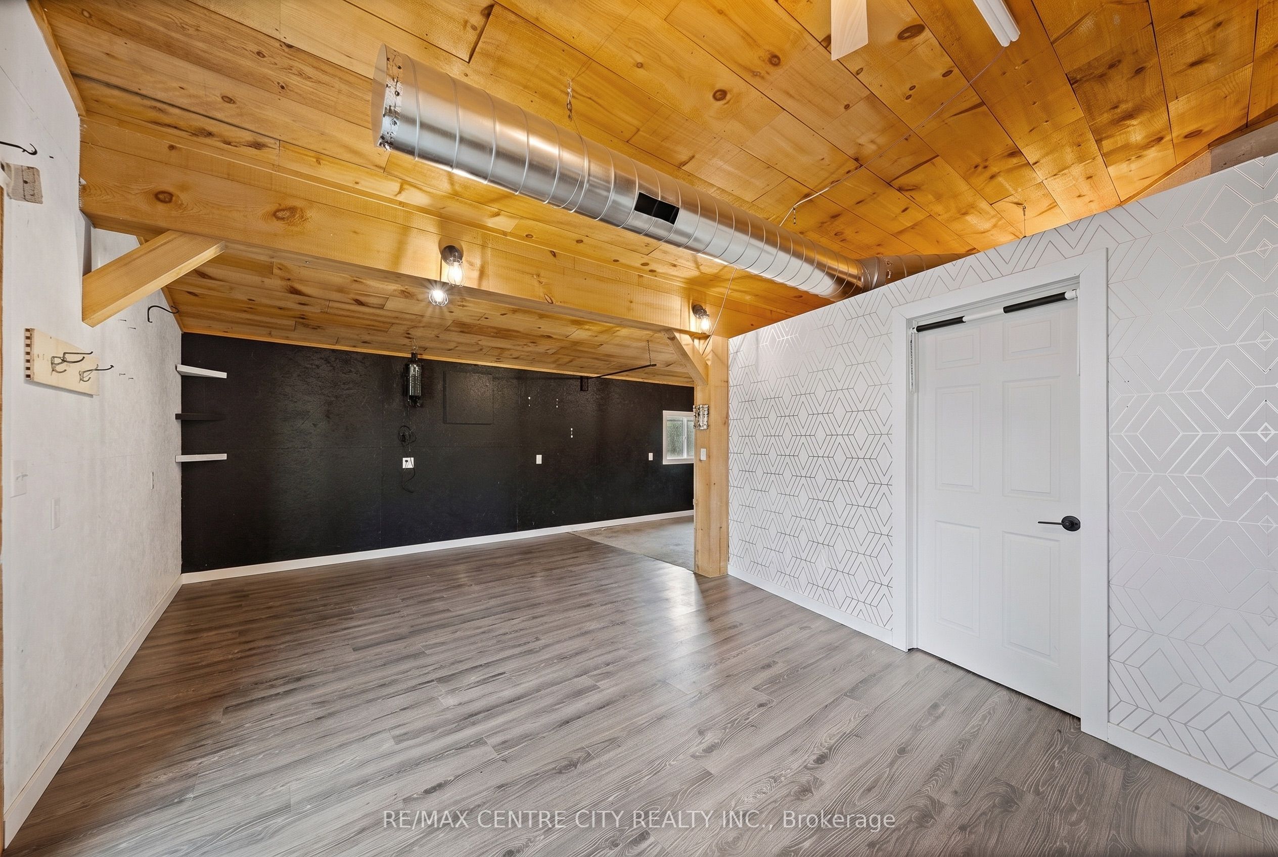 9664 Belmont Road Property Photo 40