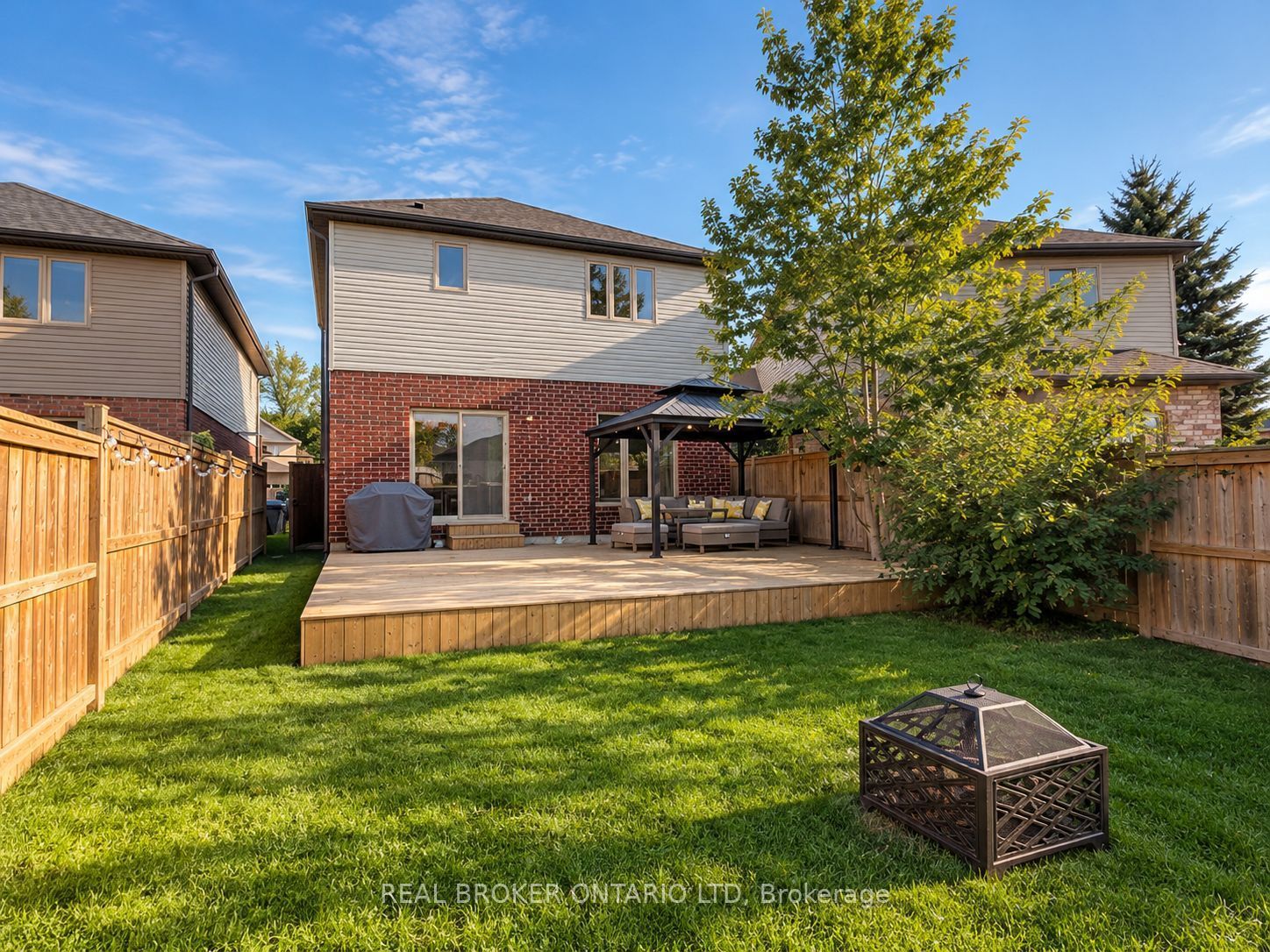 22 Queensway Drive Property Photo 20