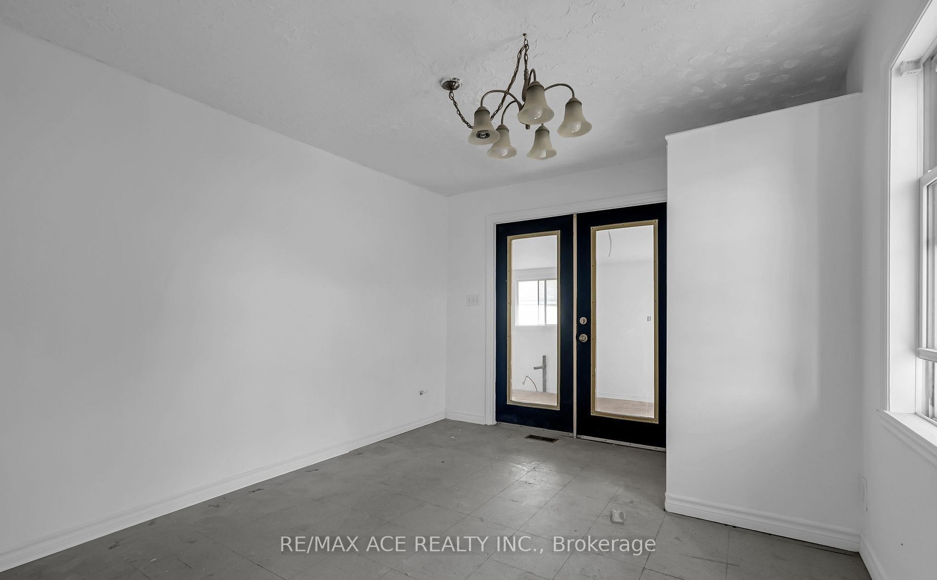 1606 Pitt Street Property Photo 22