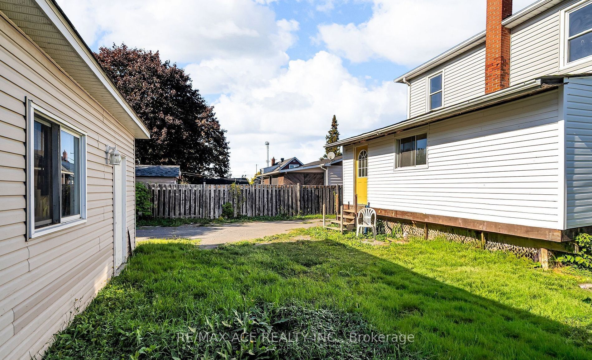 1606 Pitt Street Property Photo 26