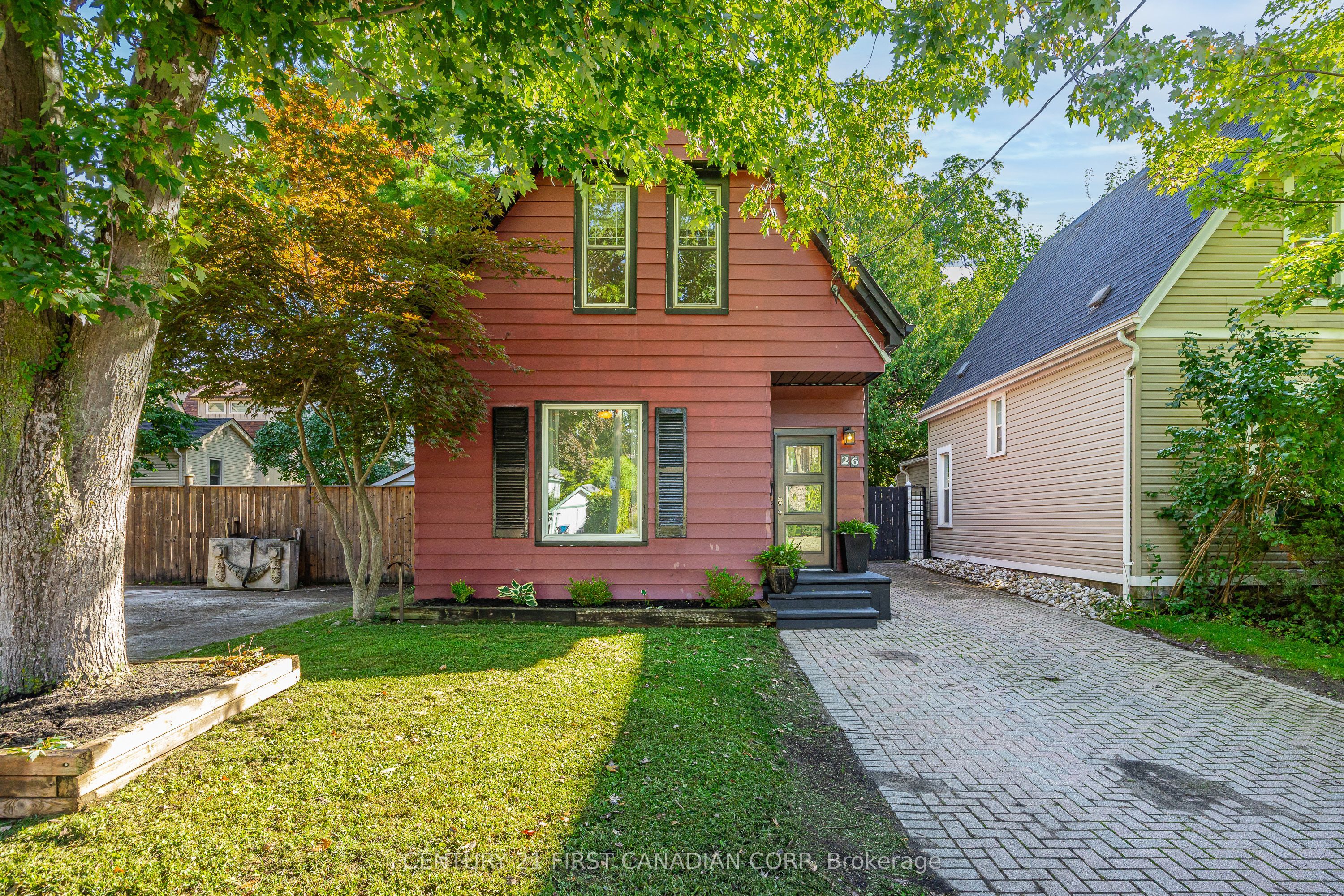 26 Thornton Avenue Property Photo 4