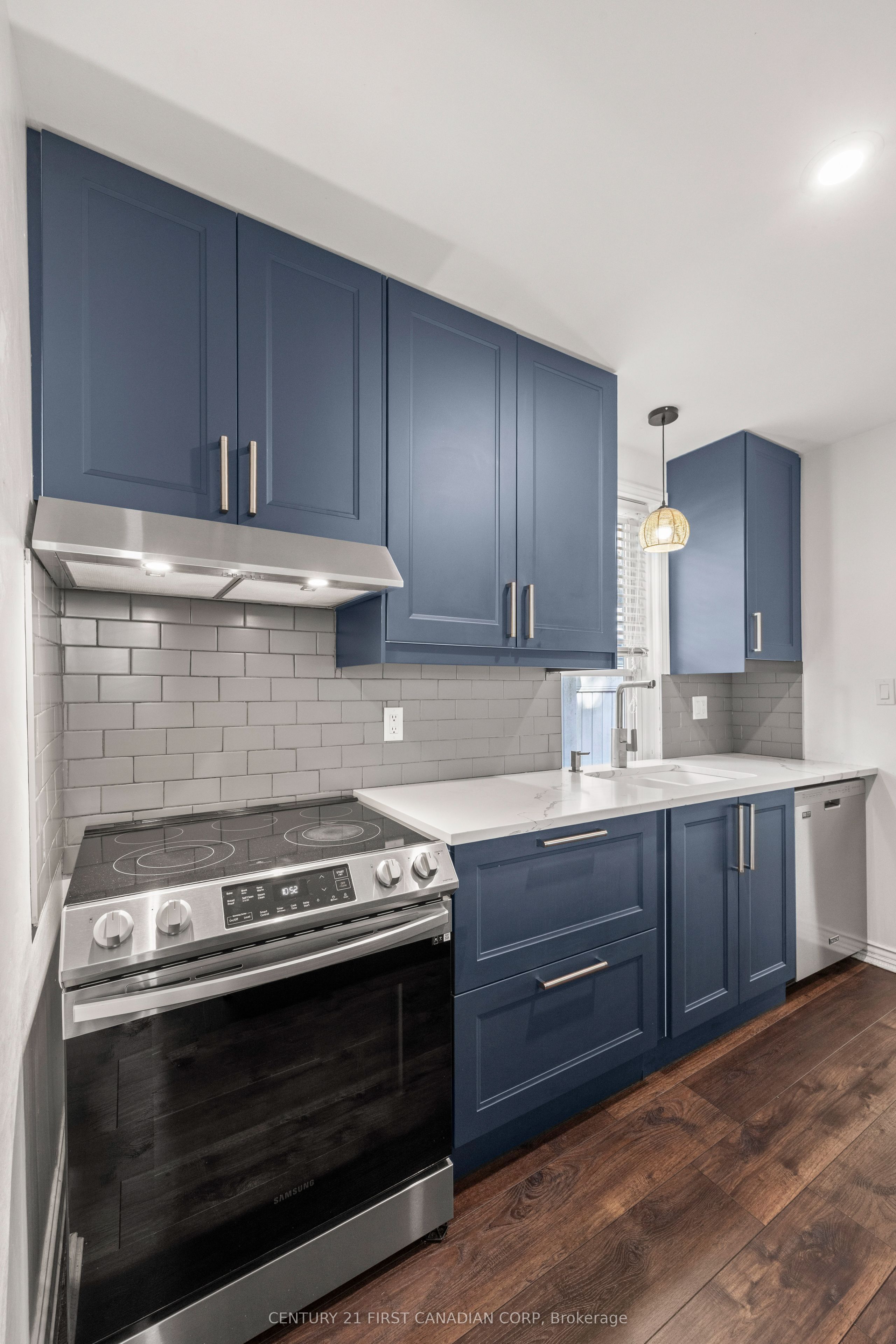 26 Thornton Avenue Property Photo 13