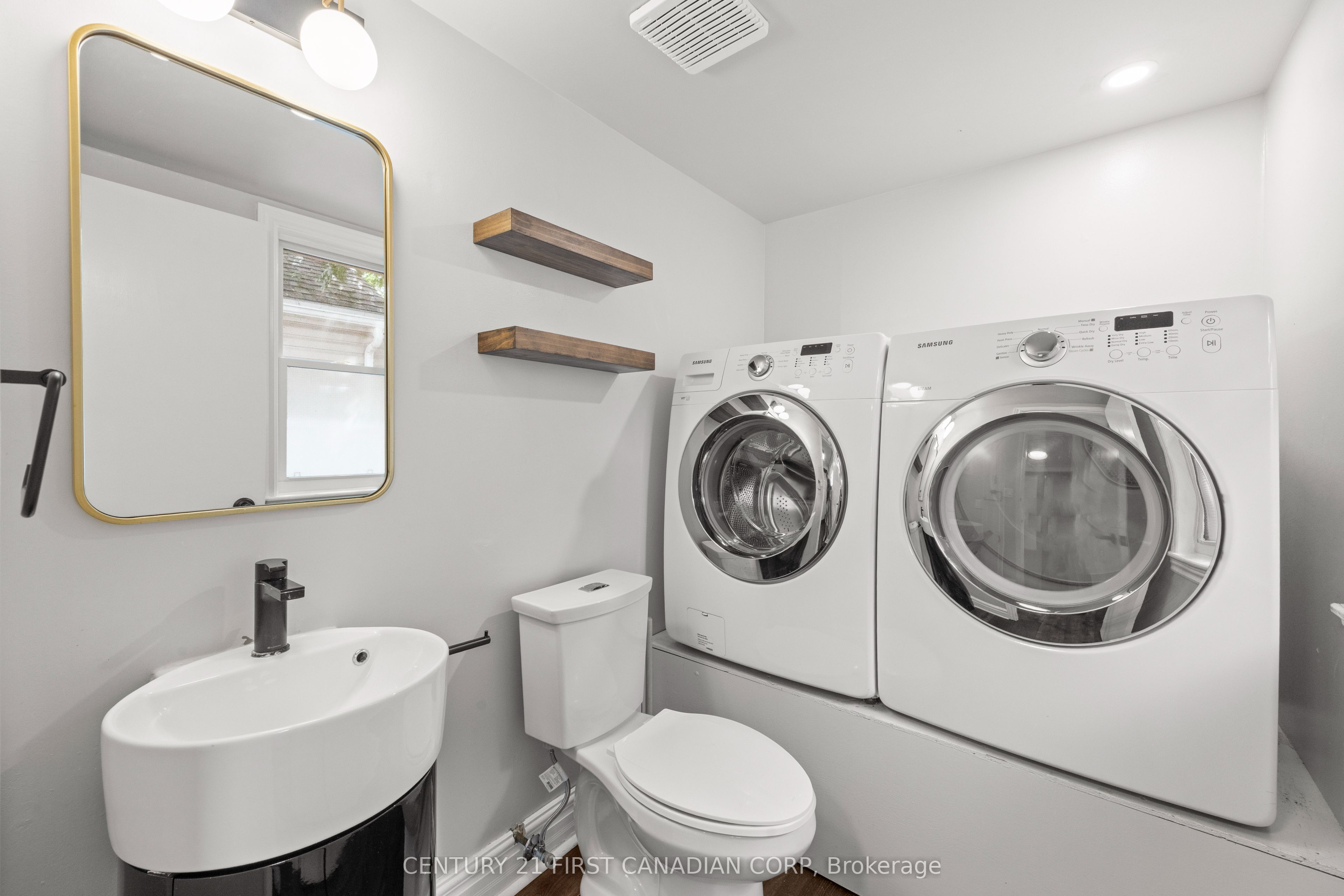 26 Thornton Avenue Property Photo 21