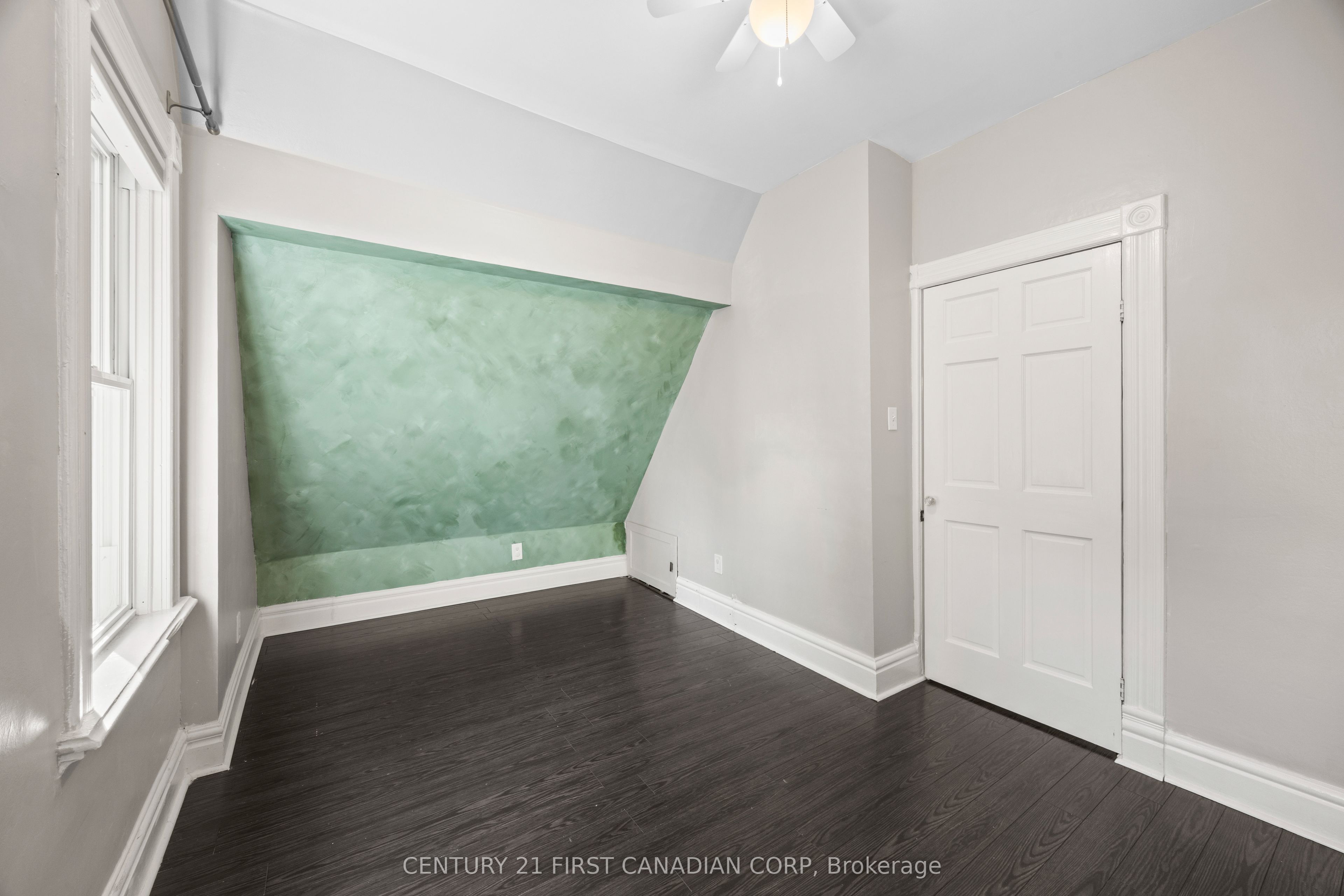 26 Thornton Avenue Property Photo 28
