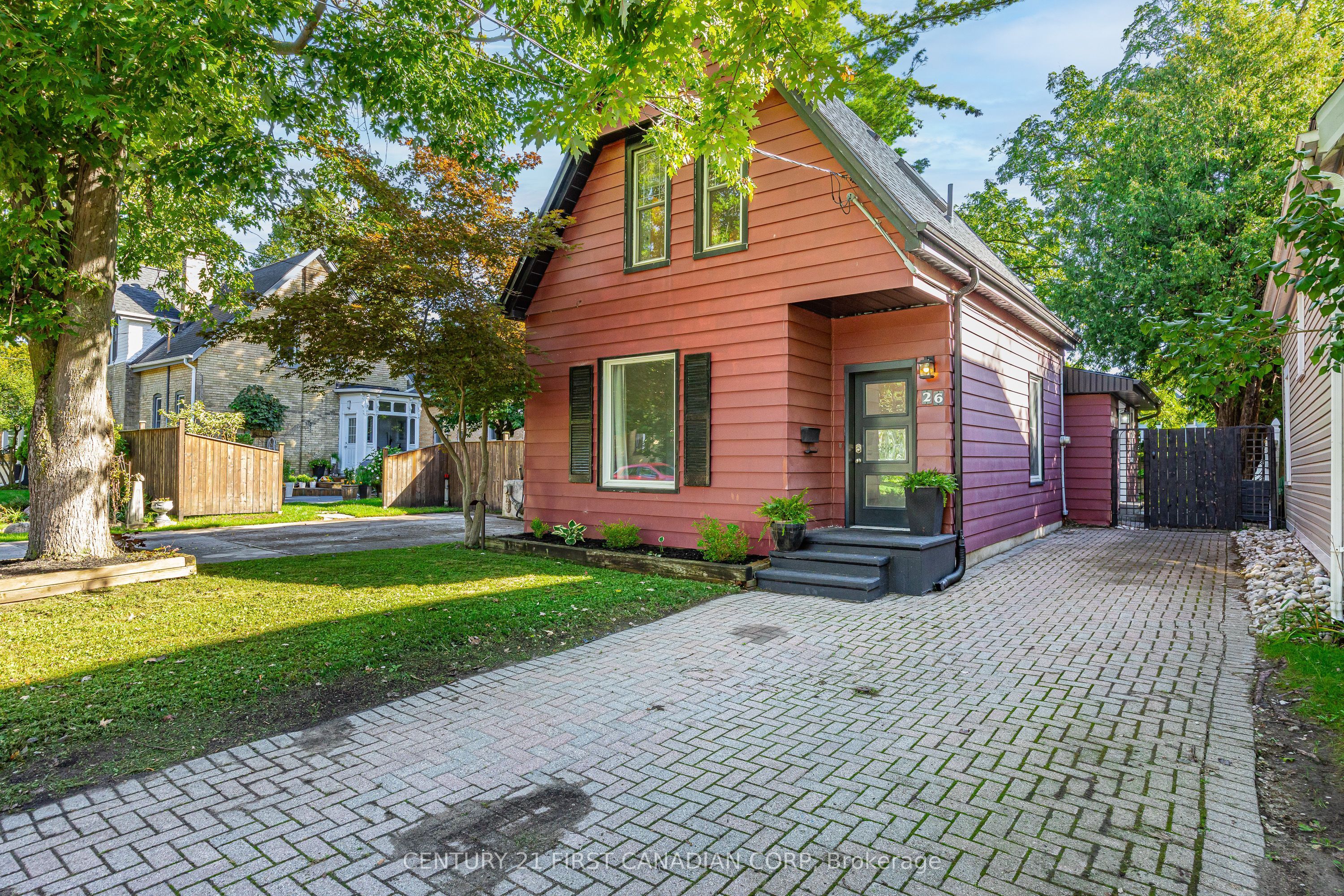 26 Thornton Avenue Property Photo 48