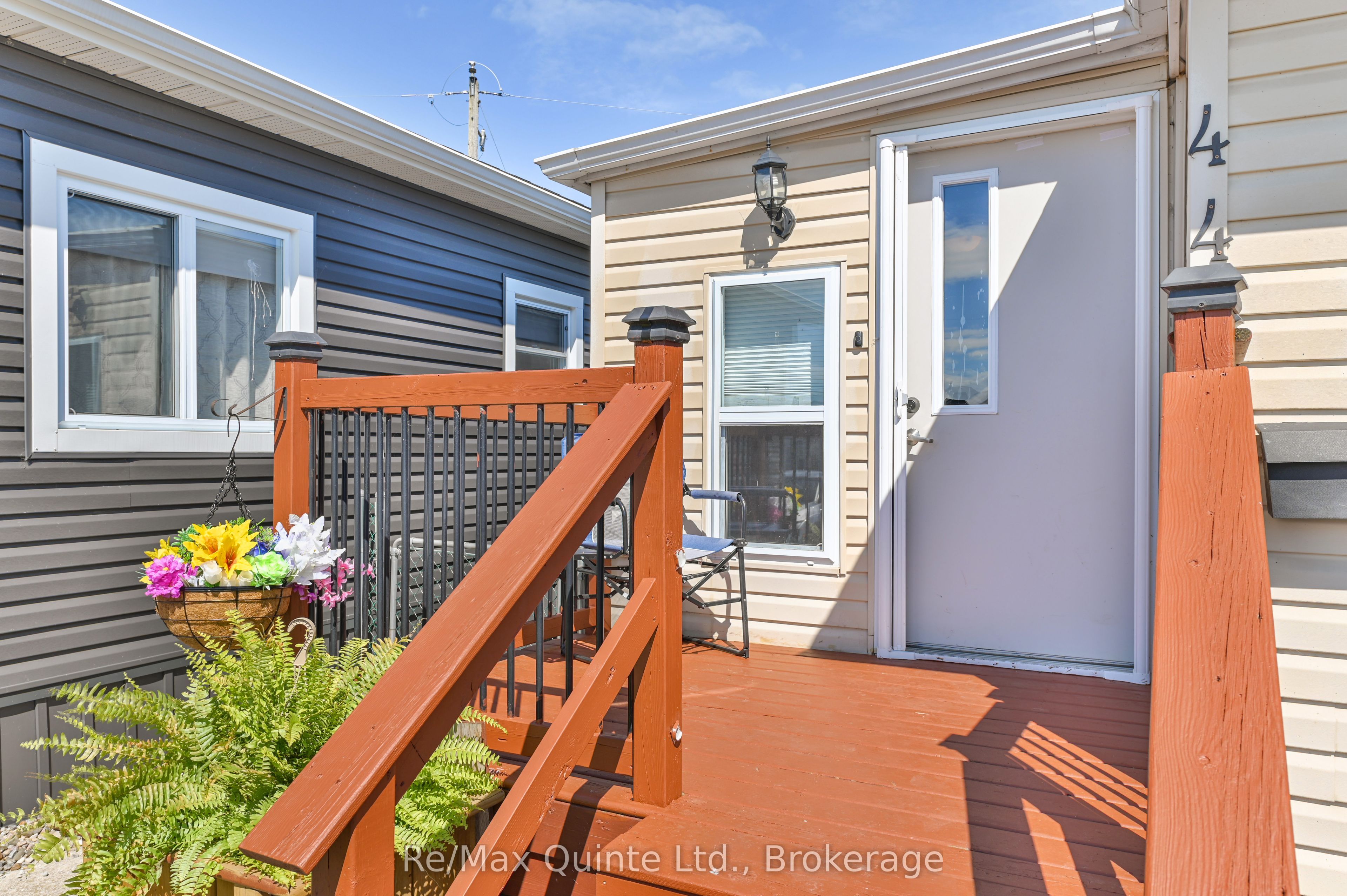 311 Dundas Street 44 Property Photo 4