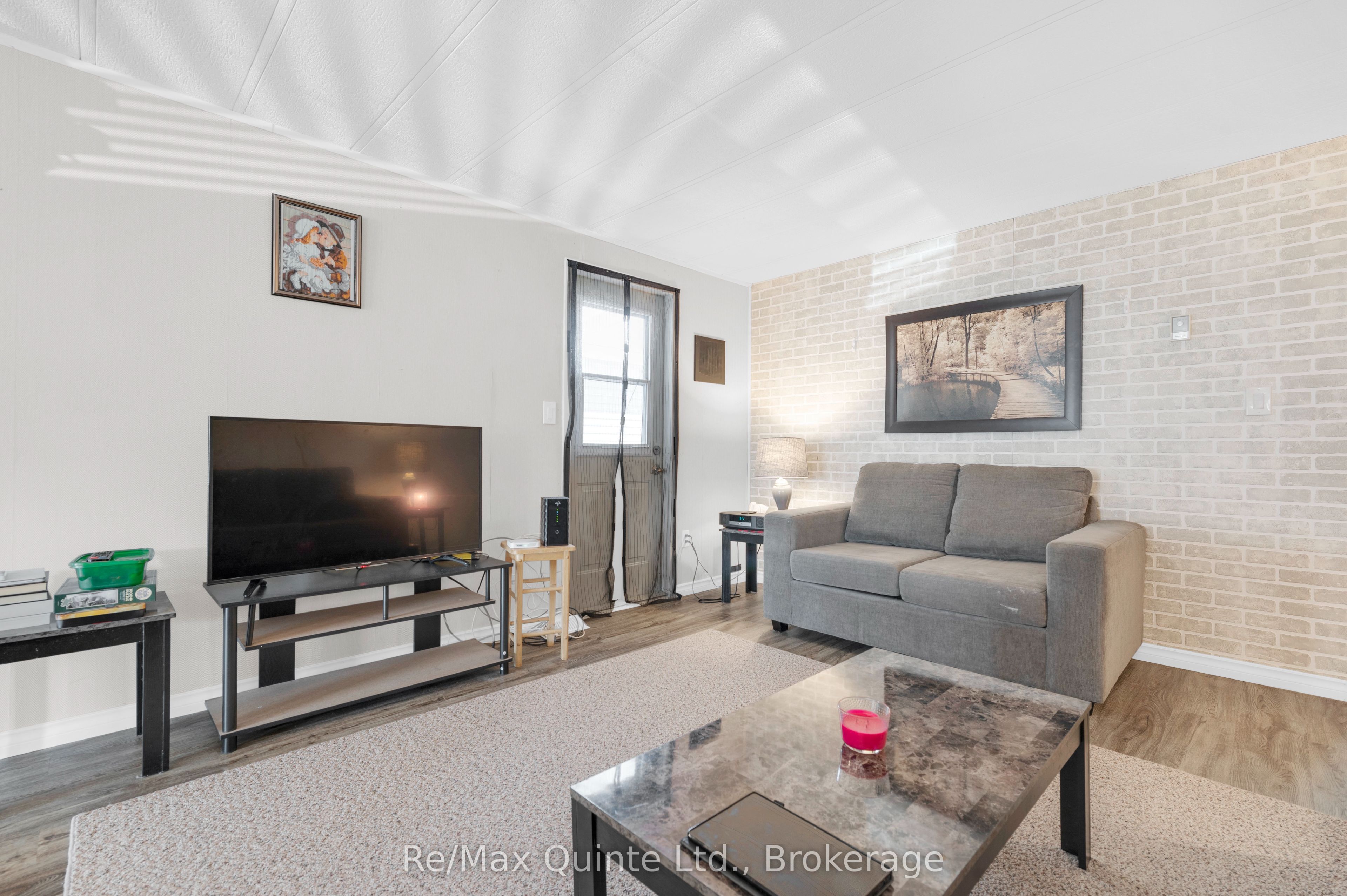 311 Dundas Street 44 Property Photo 14