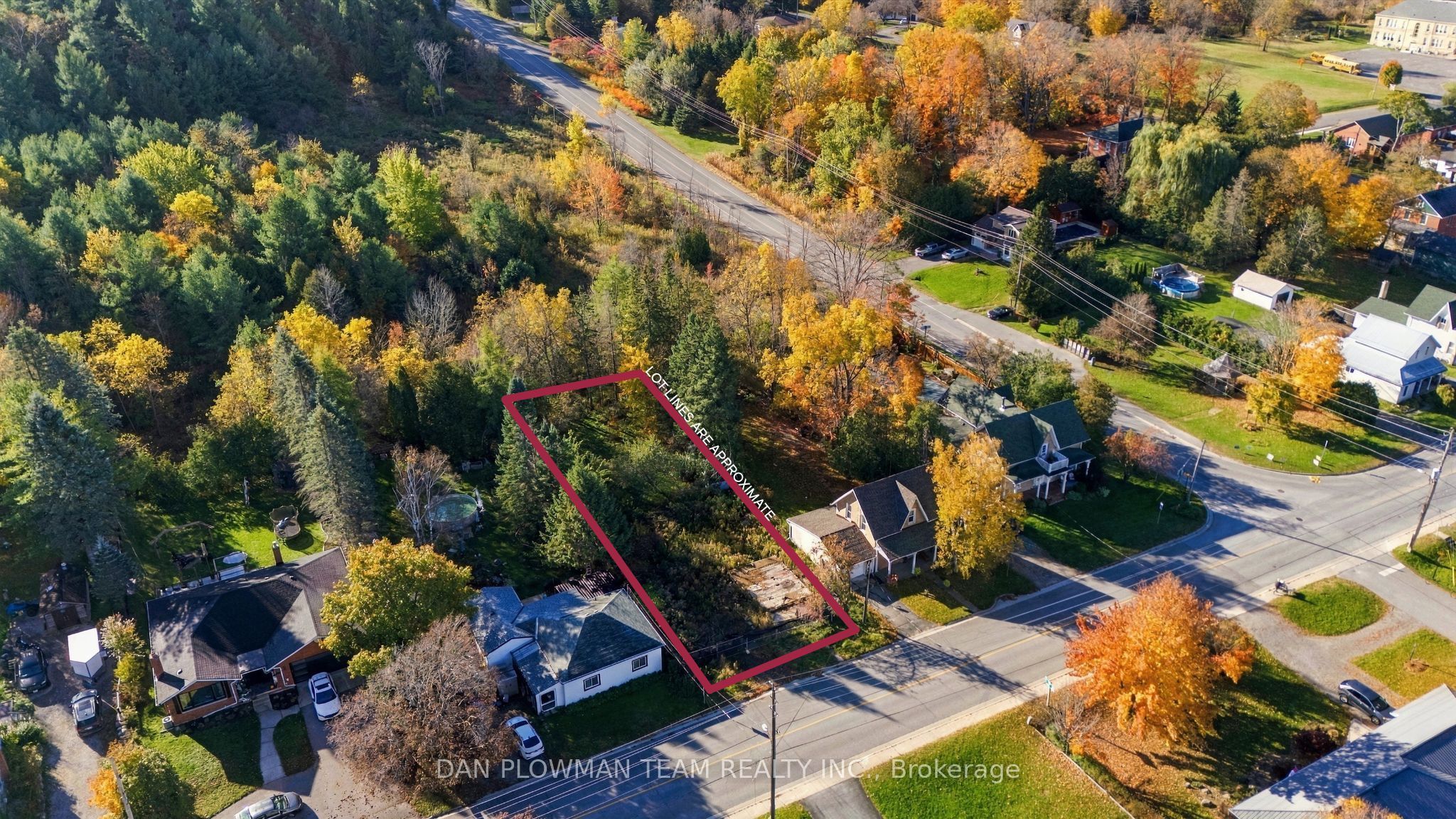 53 King Street E Property Photo 6