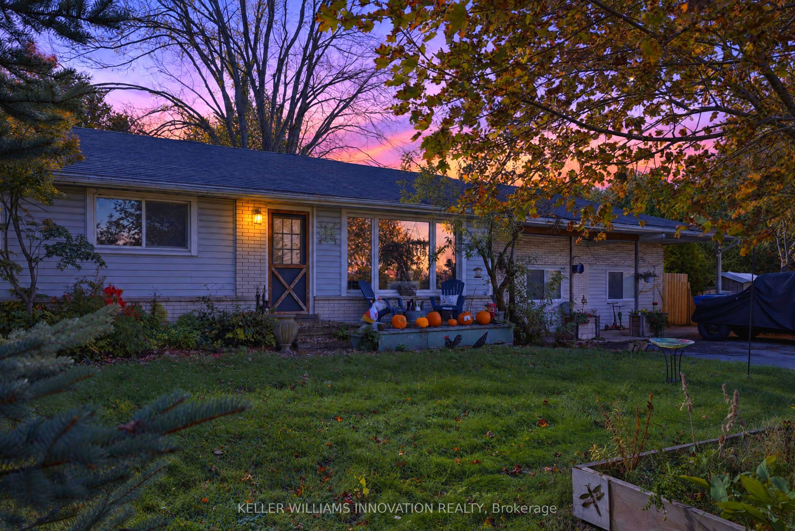 5066 Wellington 32 Road Property Photo 11