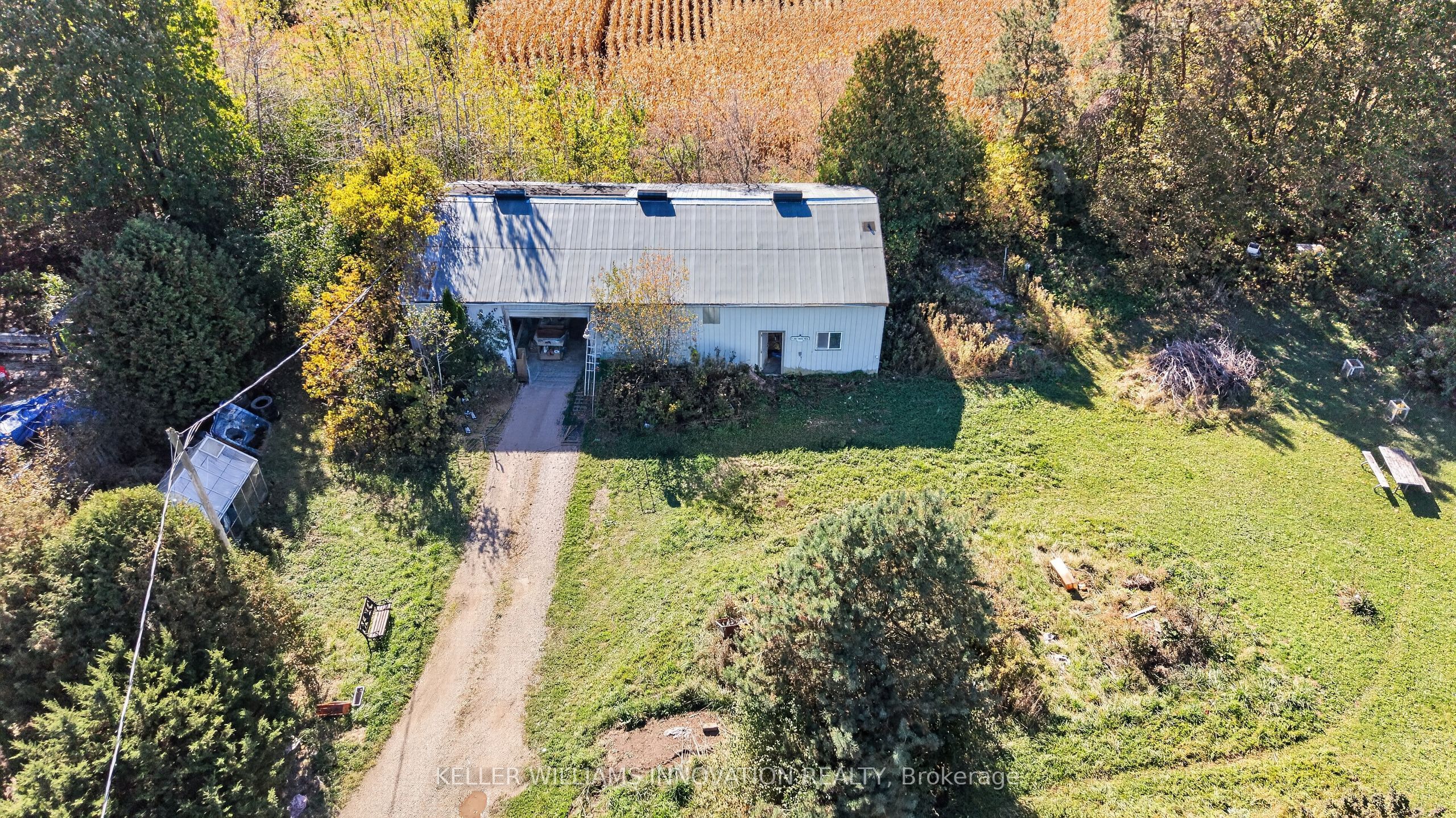 5066 Wellington 32 Road Property Photo 18