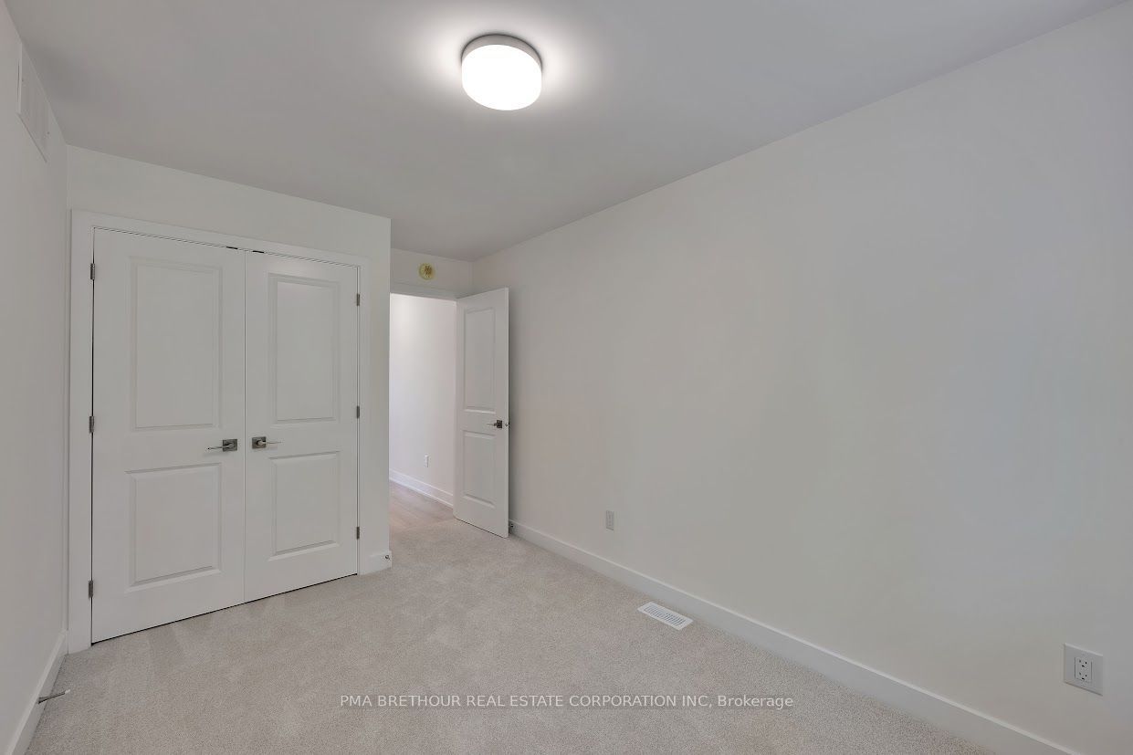 146 Doctor Agnes Craine Drive Property Photo 10