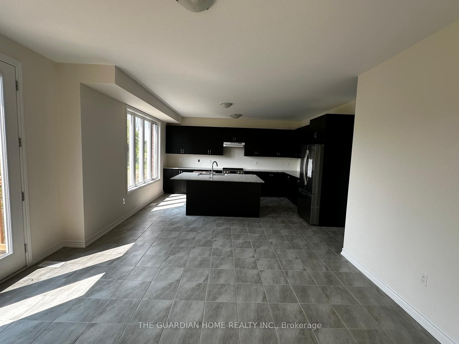 86 Golden Meadows Drive Property Photo 4