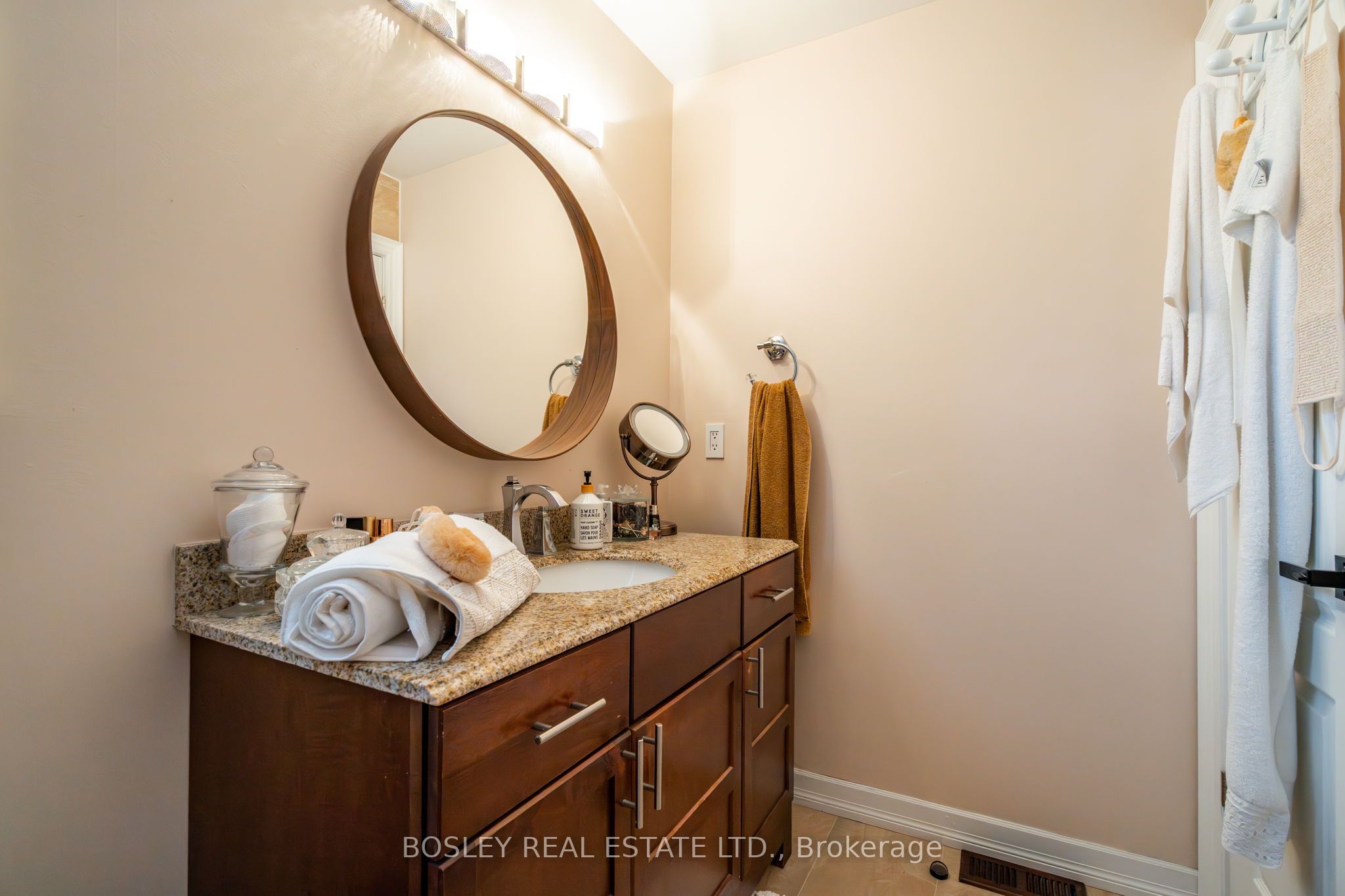 9 Dewsbury Way Property Photo 20