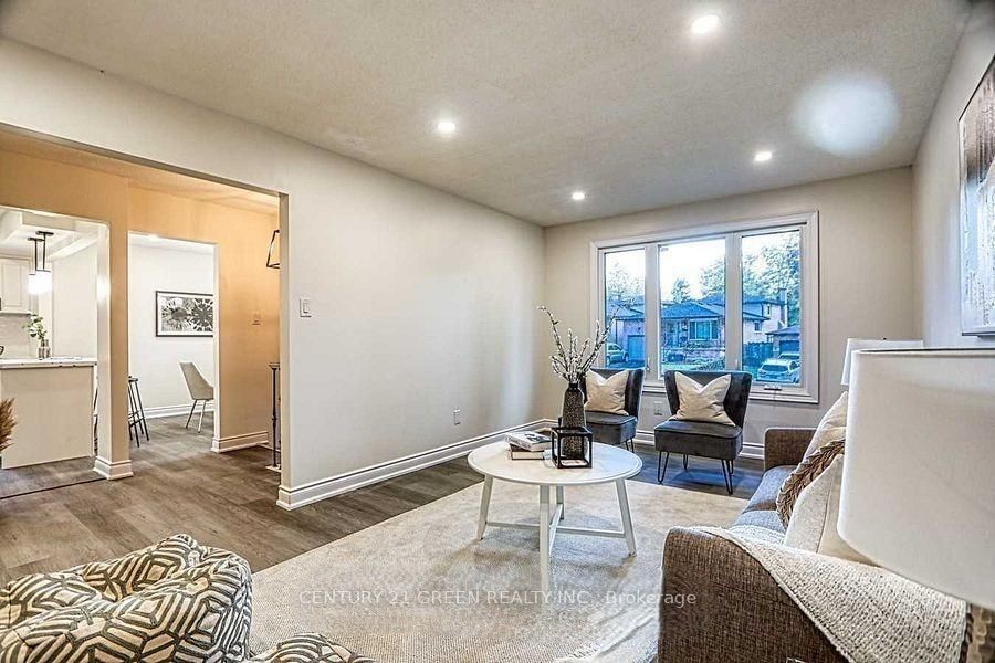 164 Gardiner Drive Property Photo 4