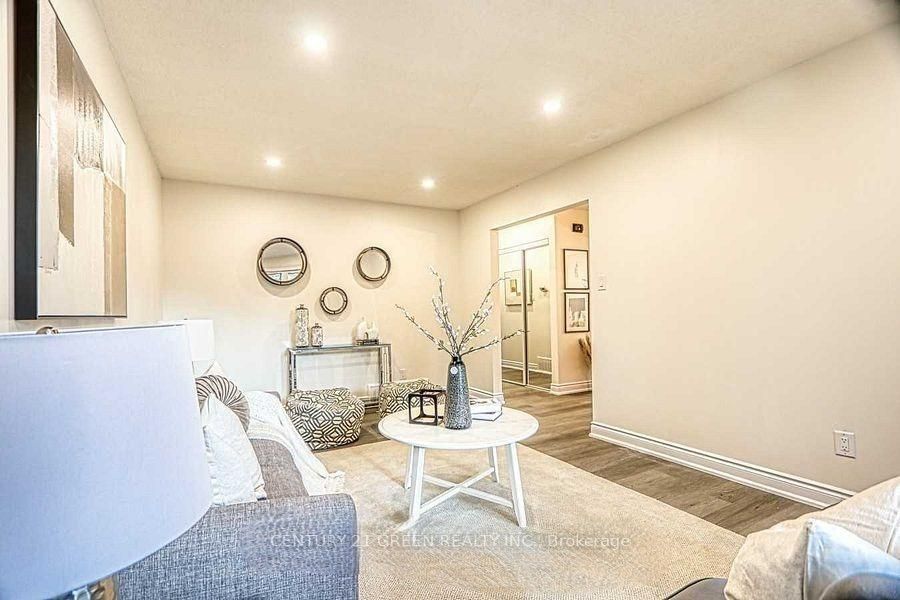164 Gardiner Drive Property Photo 7