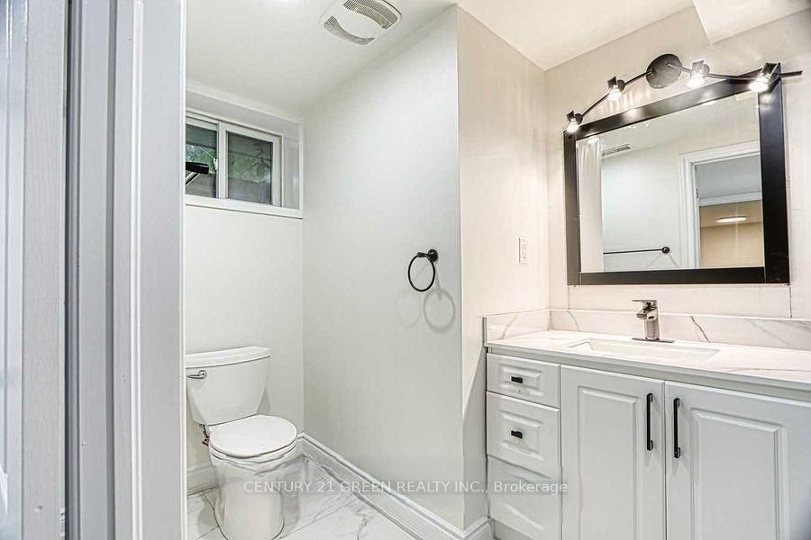 164 Gardiner Drive Property Photo 24