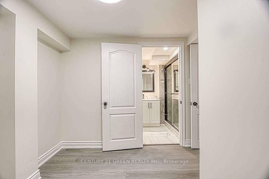 164 Gardiner Drive Property Photo 36