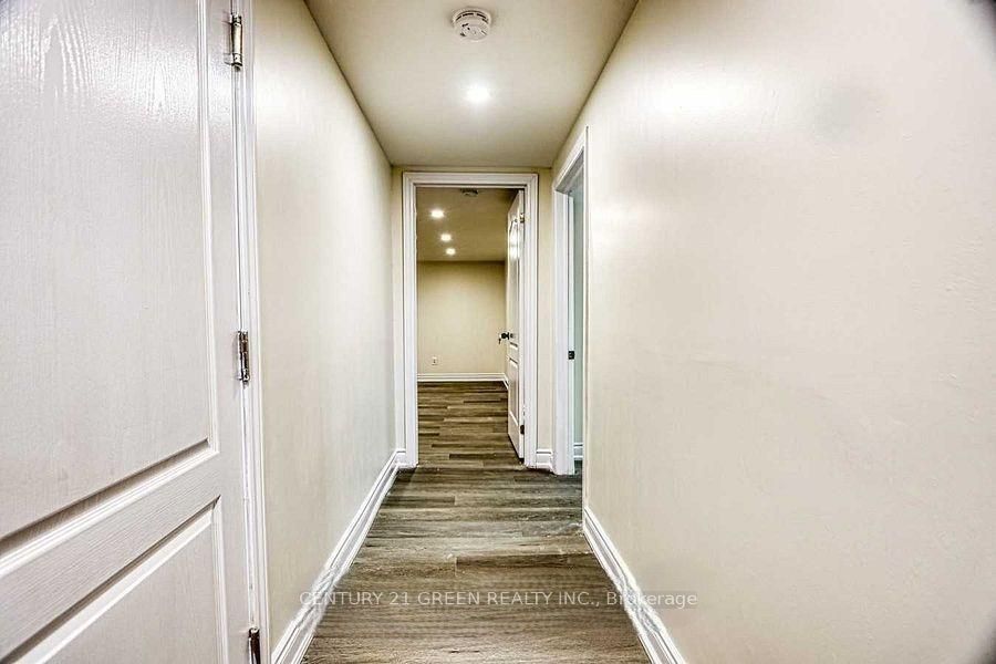 164 Gardiner Drive Property Photo 37