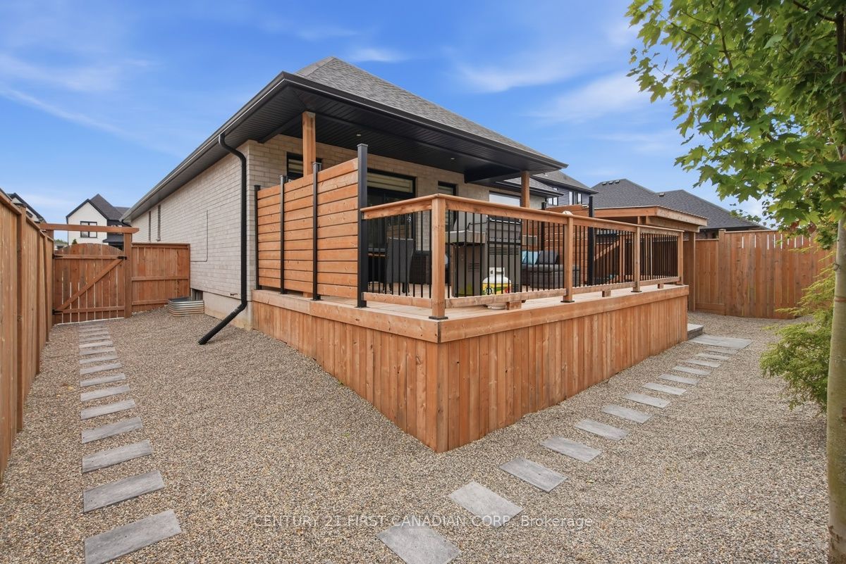 12 Briscoe Crescent Property Photo 45