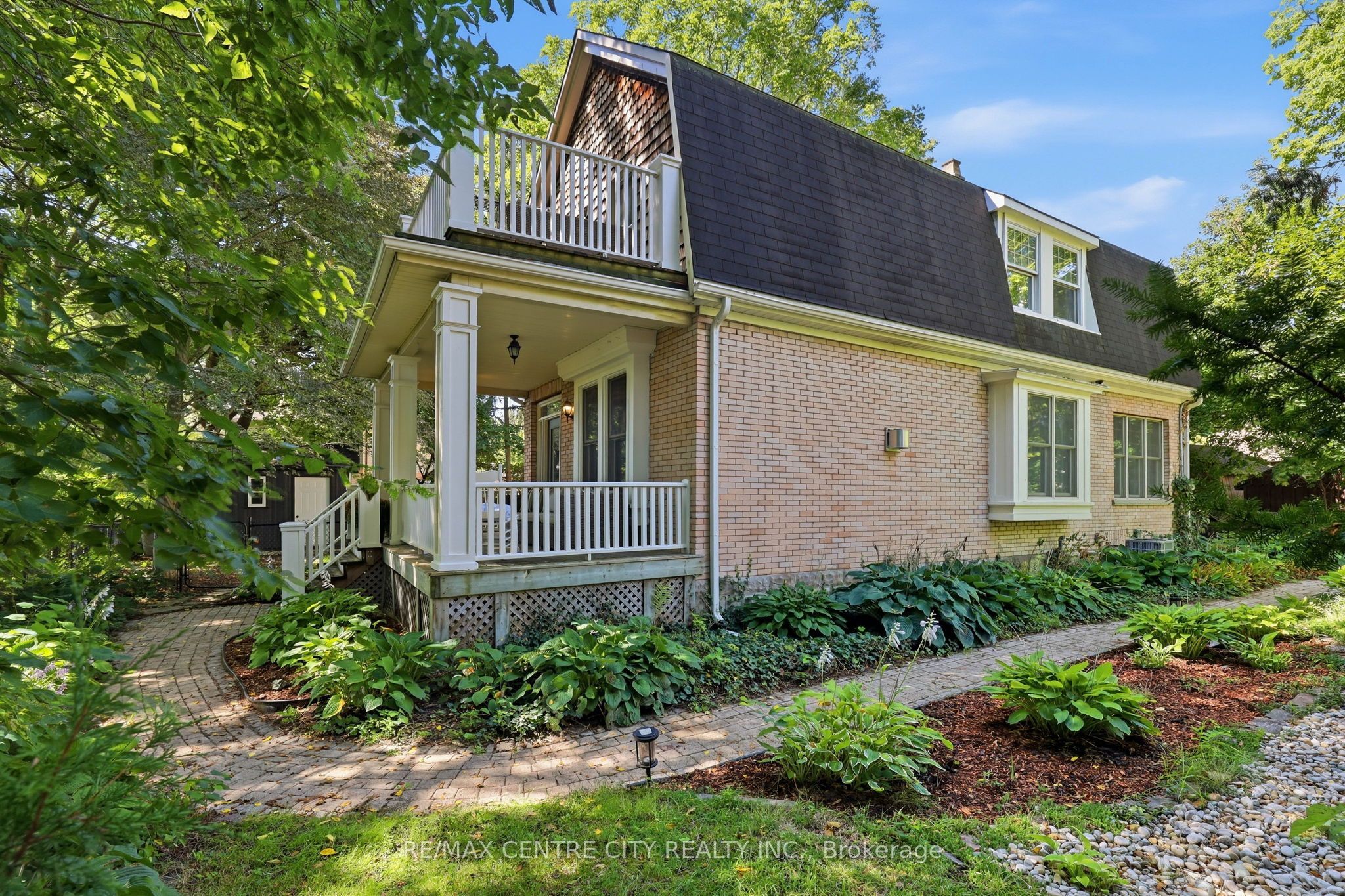 102 Walnut Street Property Photo 4