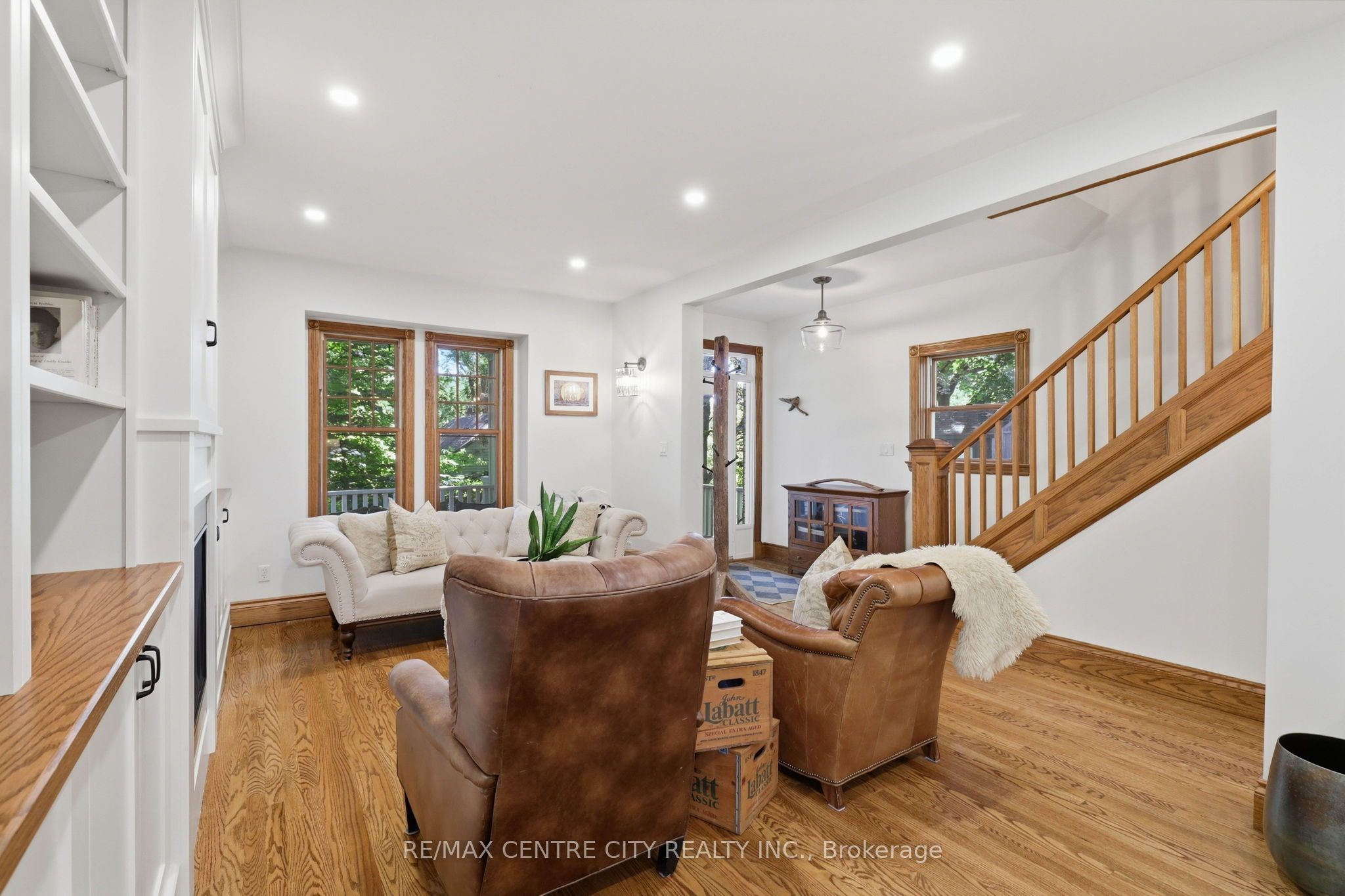 102 Walnut Street Property Photo 9