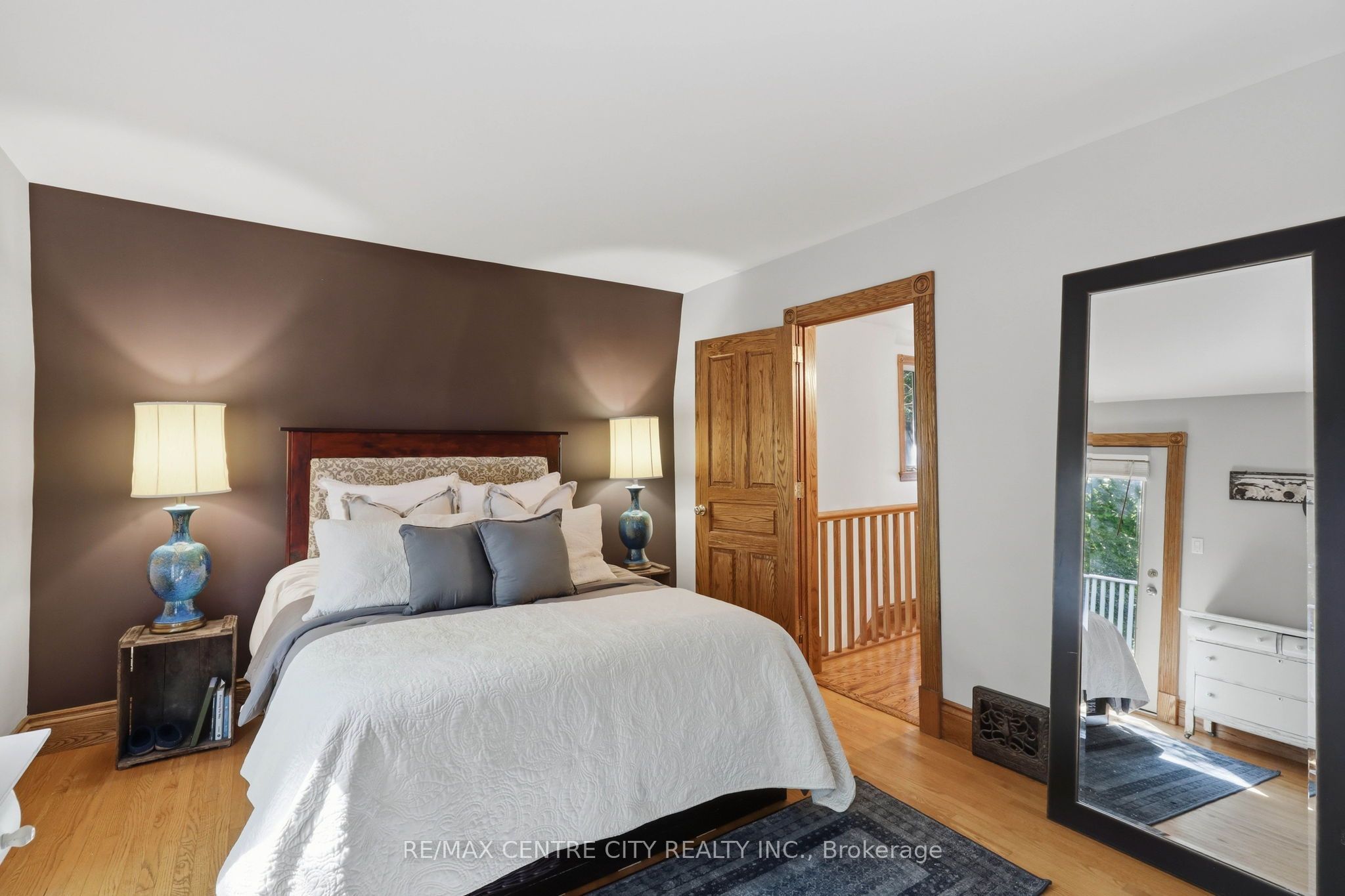 102 Walnut Street Property Photo 25