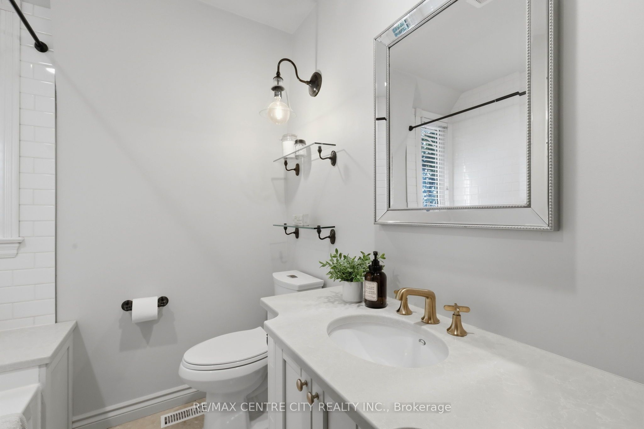102 Walnut Street Property Photo 33