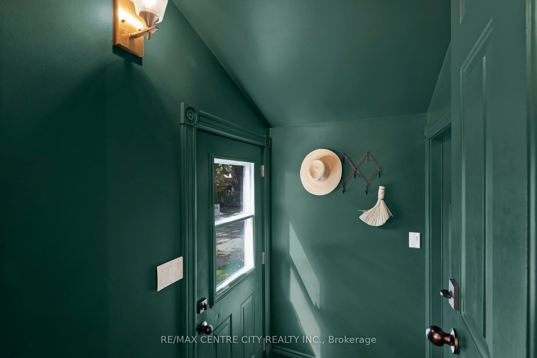 102 Walnut Street Property Photo 37