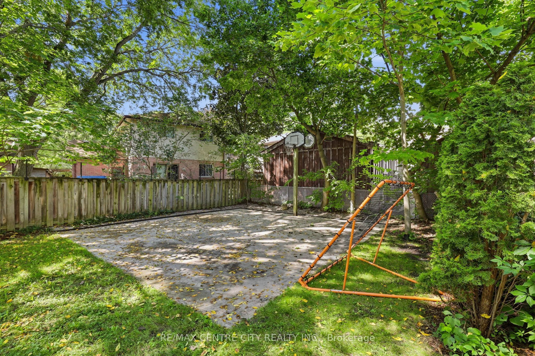 102 Walnut Street Property Photo 40