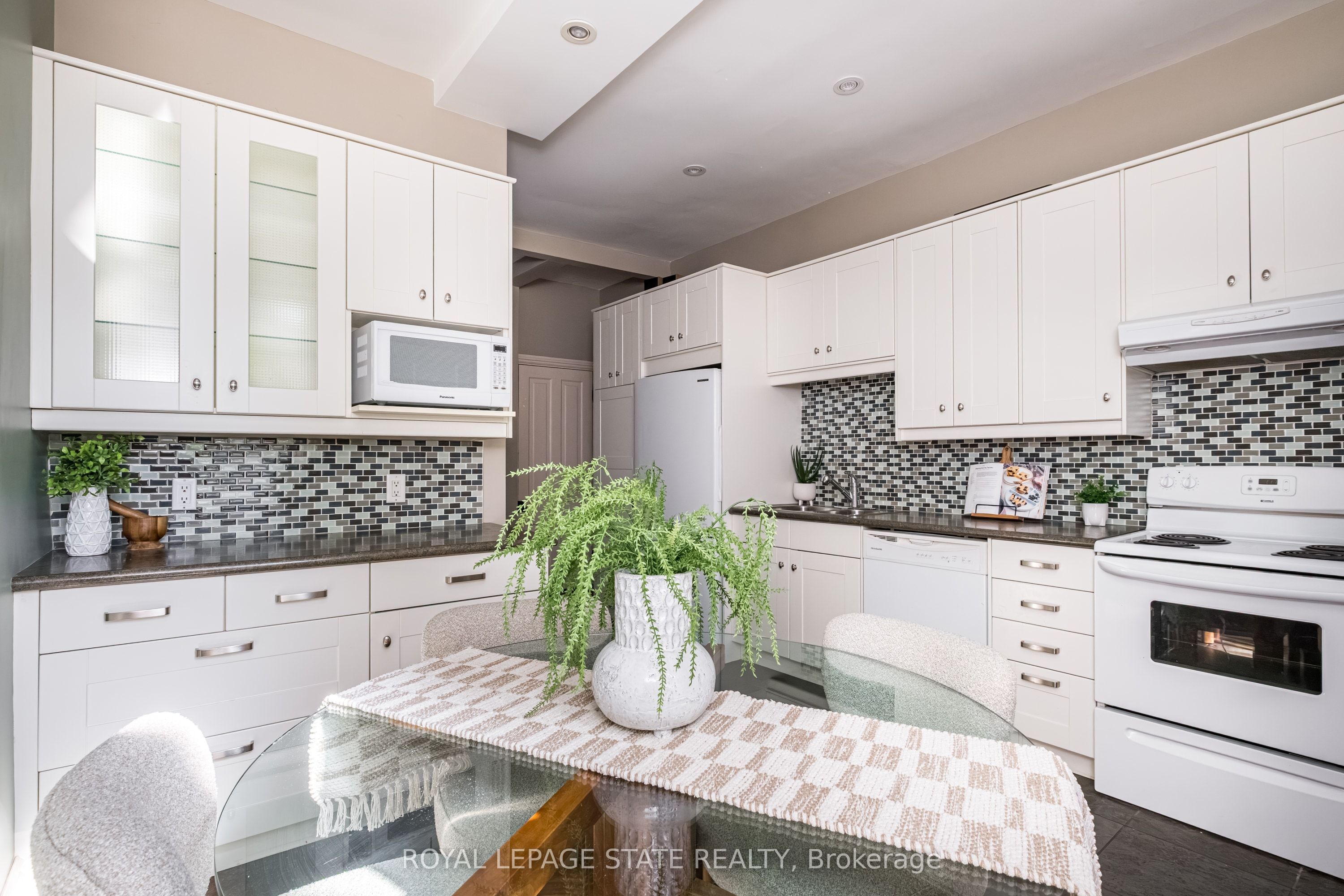 151 Markland Street Property Photo 23