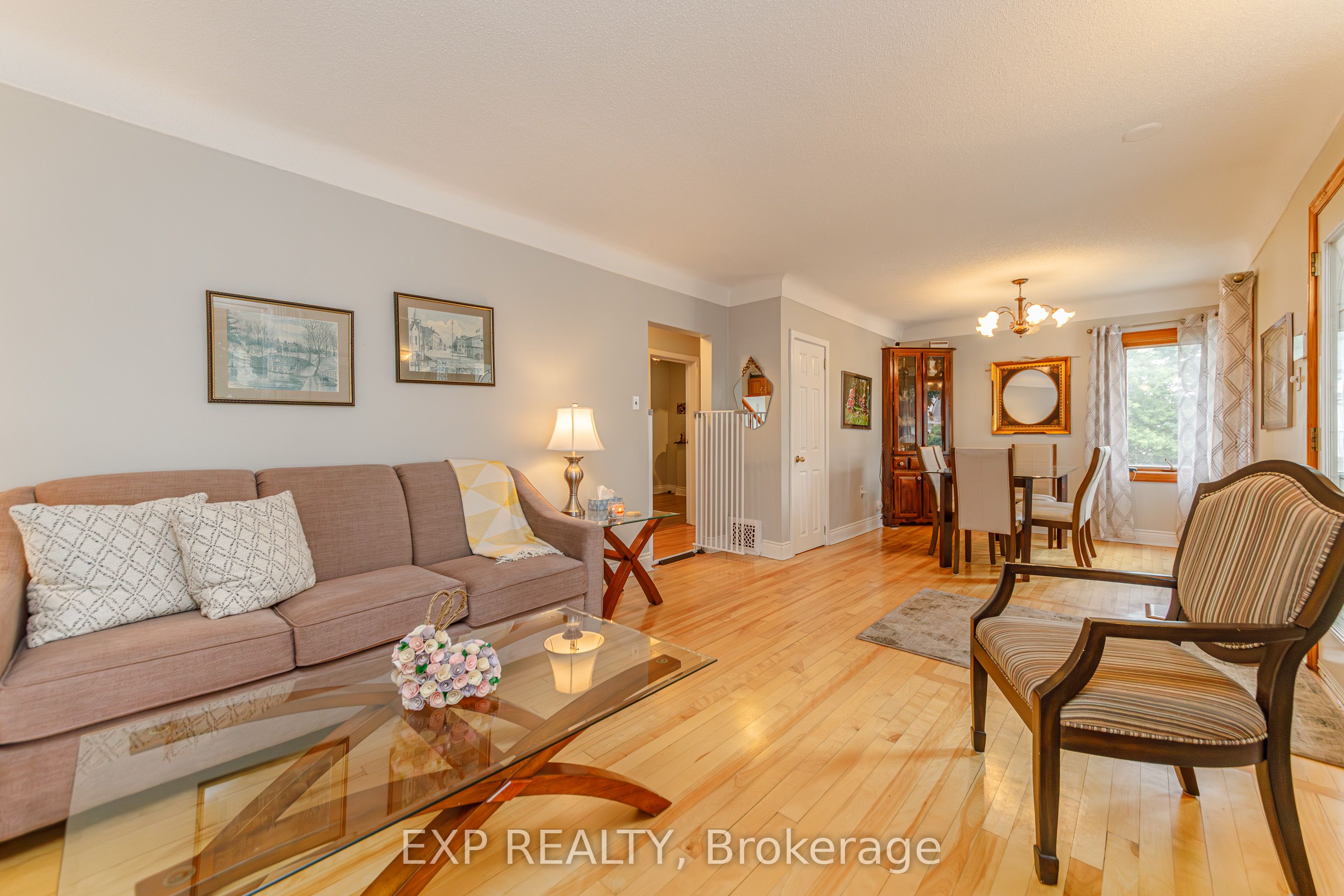 1357 Thames Street Property Photo 7