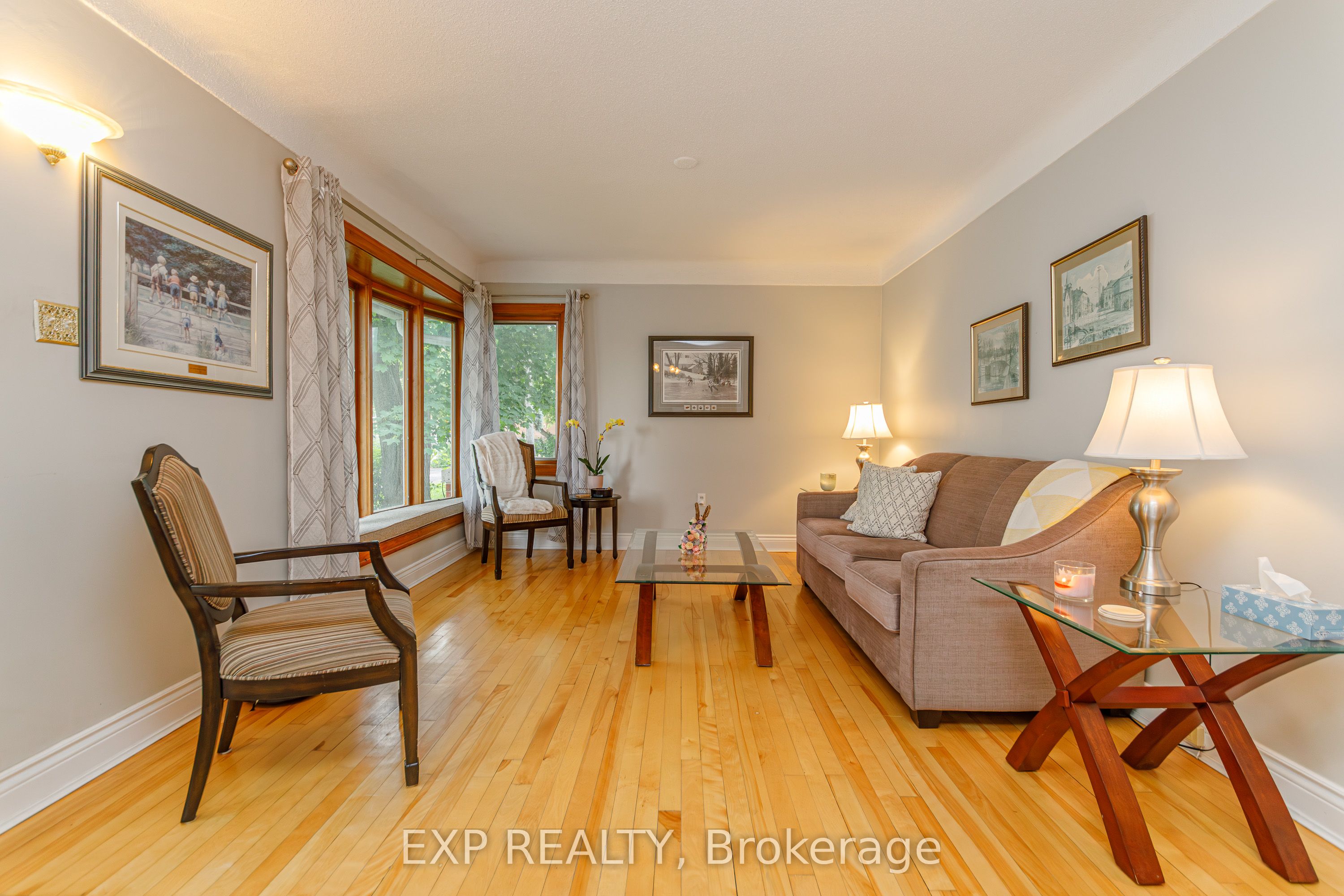 1357 Thames Street Property Photo 8