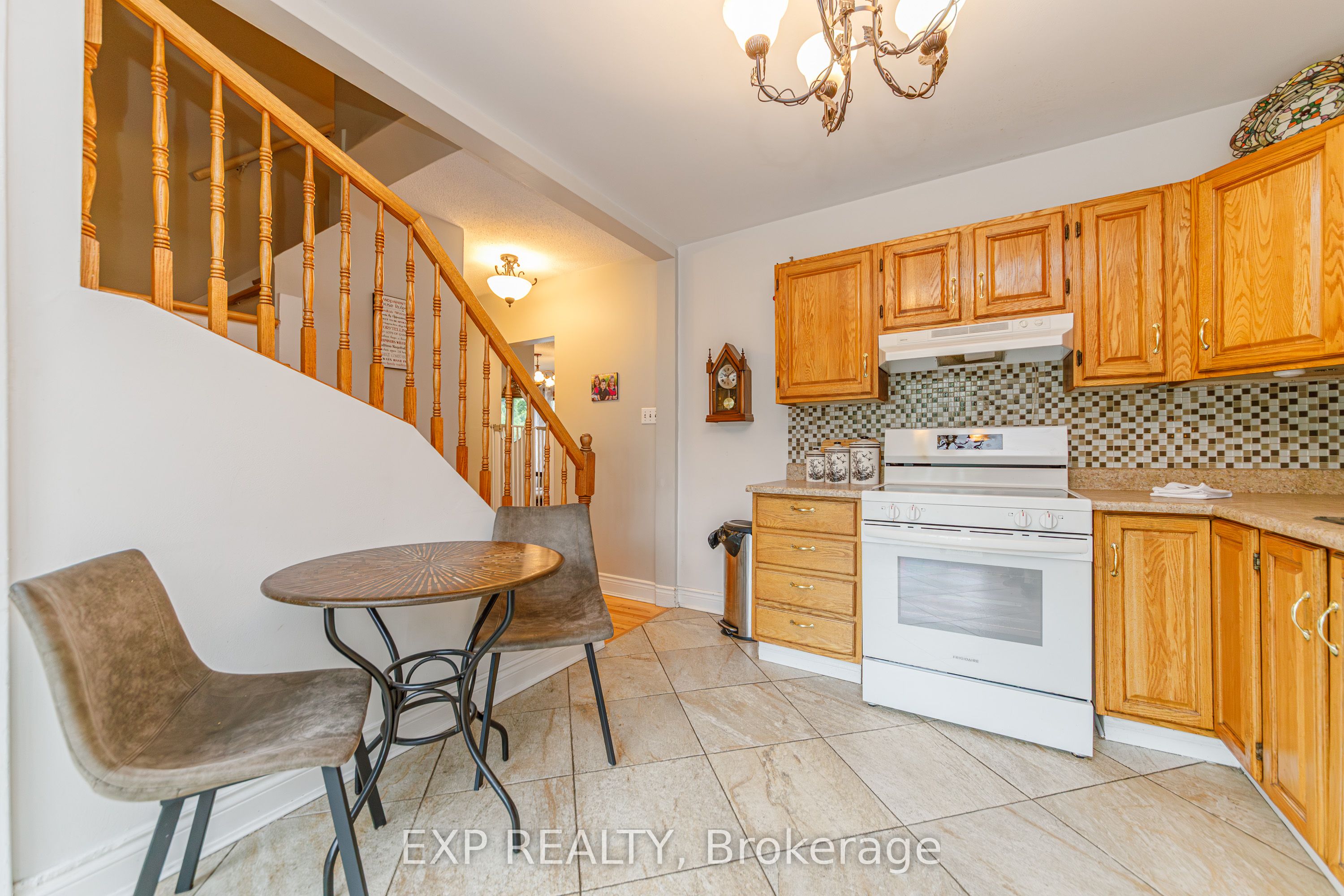1357 Thames Street Property Photo 16