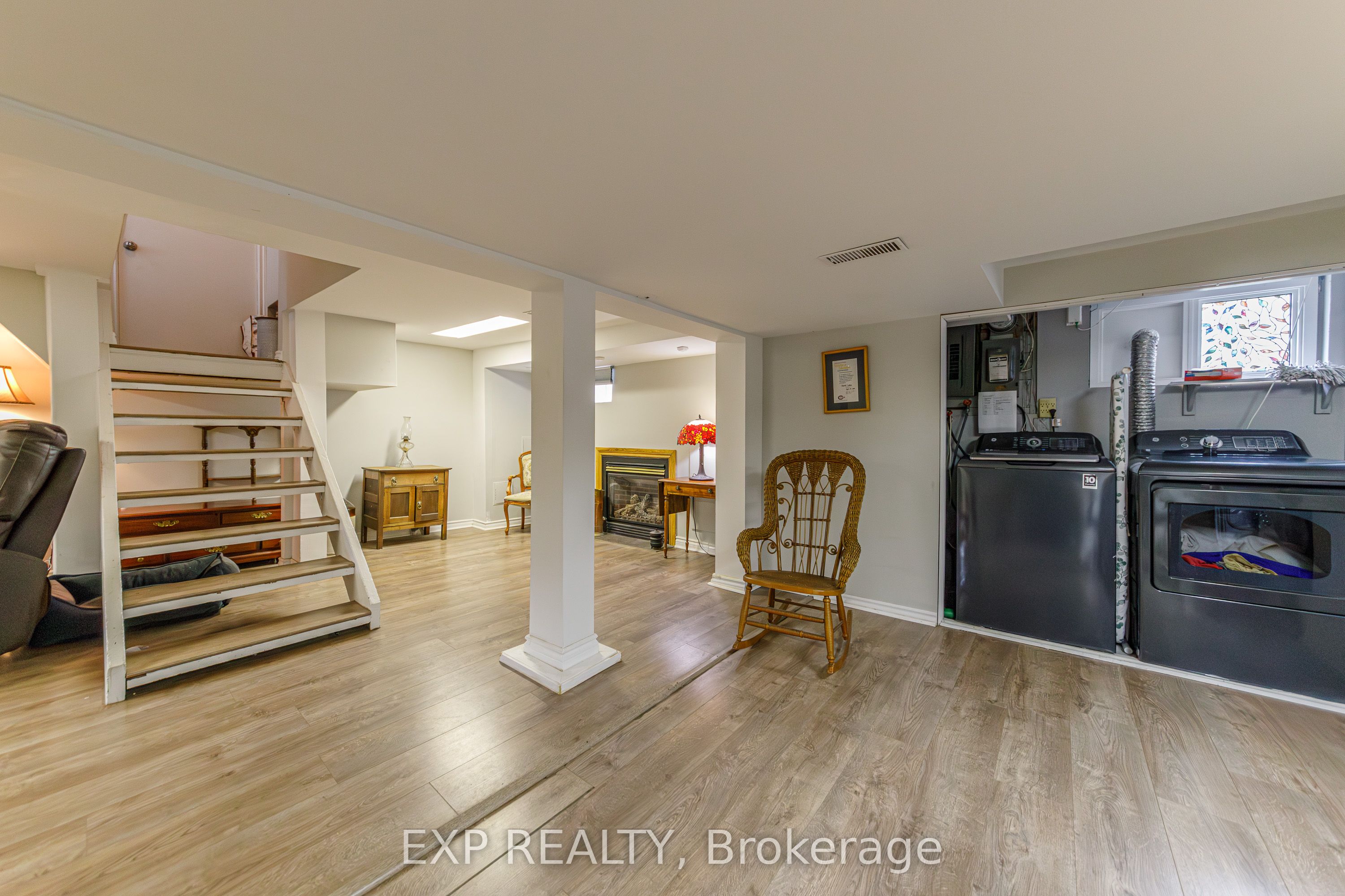 1357 Thames Street Property Photo 22