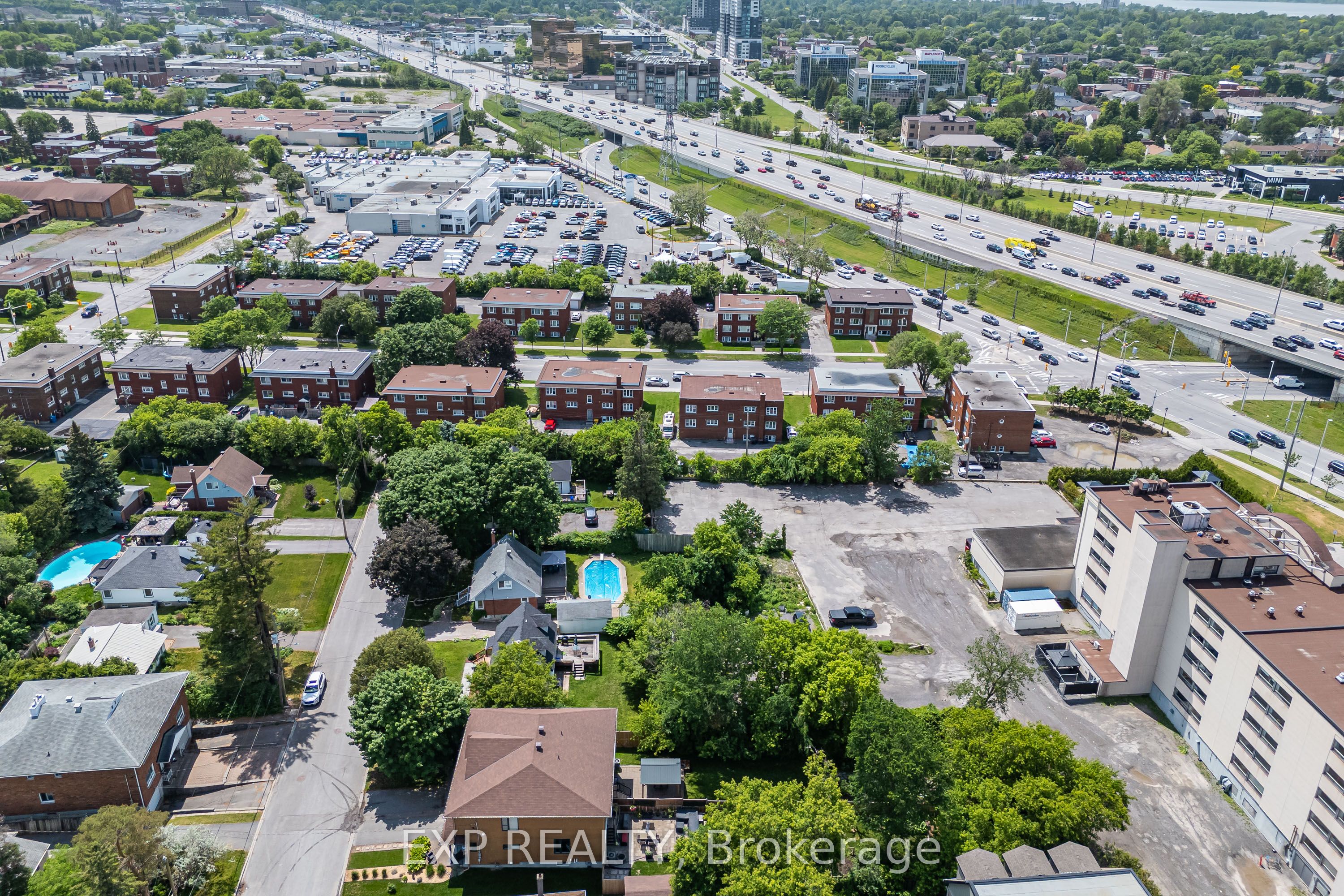1357 Thames Street Property Photo 39