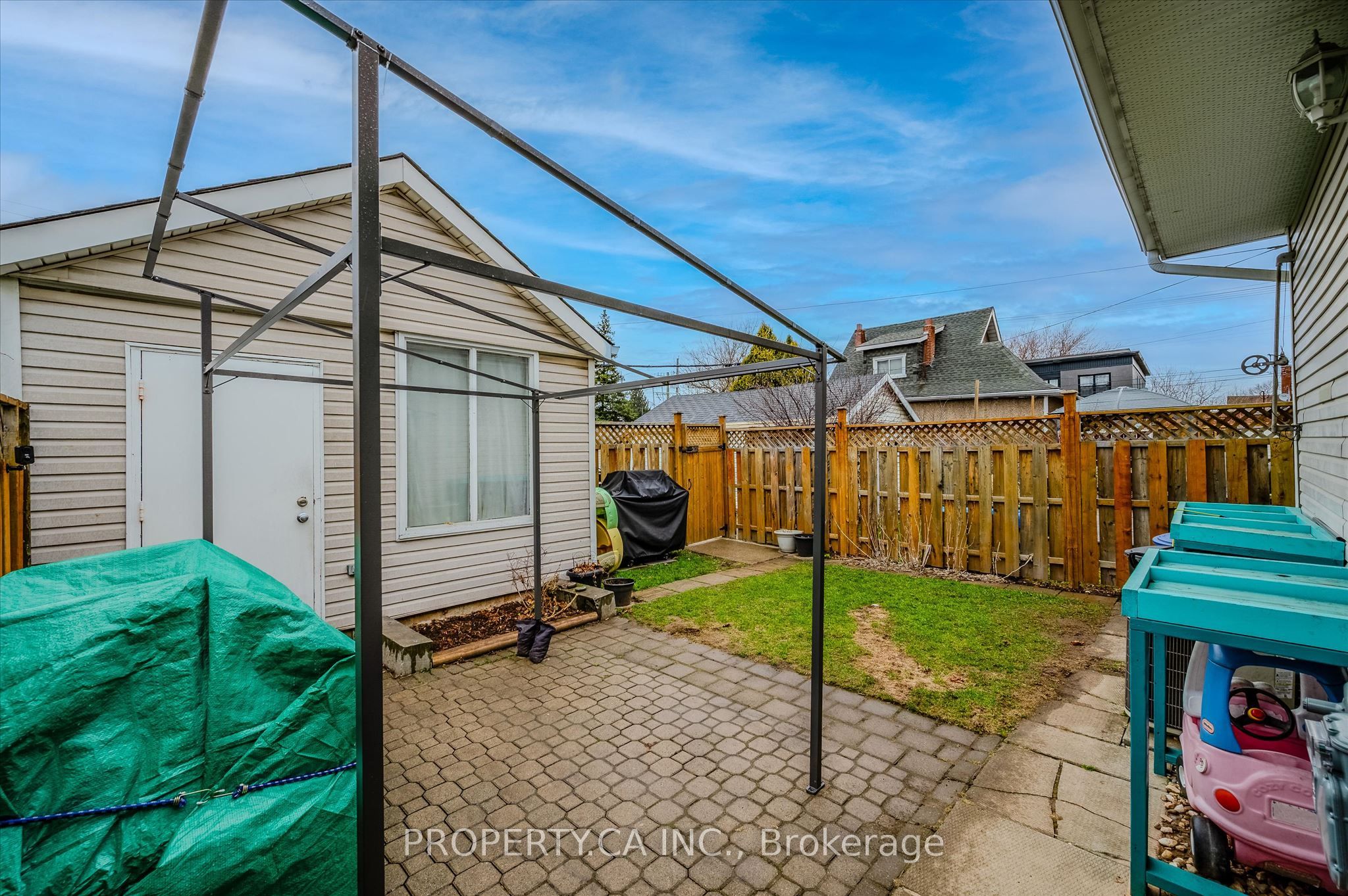 51 Fairview Avenue Property Photo 27