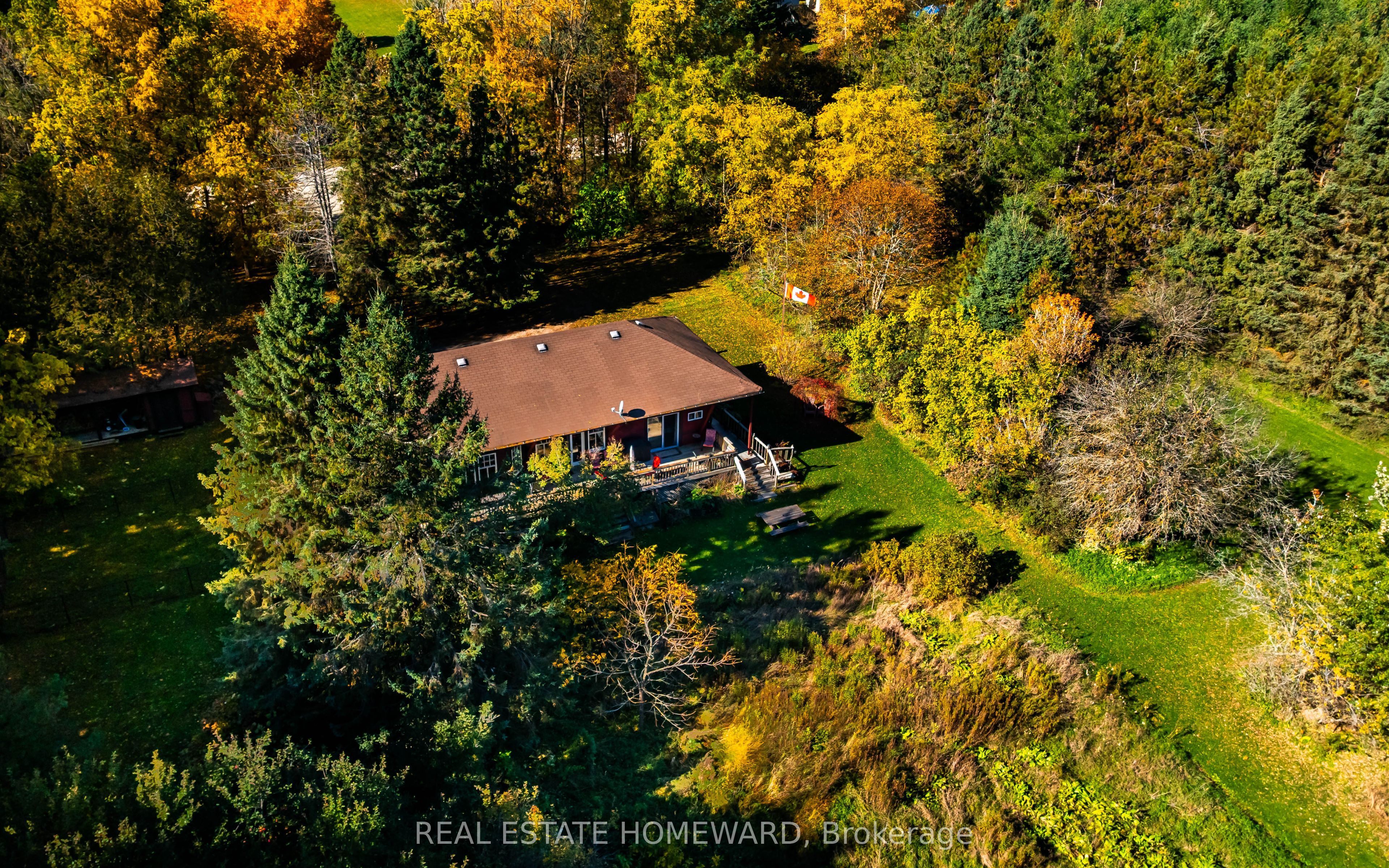 595343 Blindline Road Property Photo 20