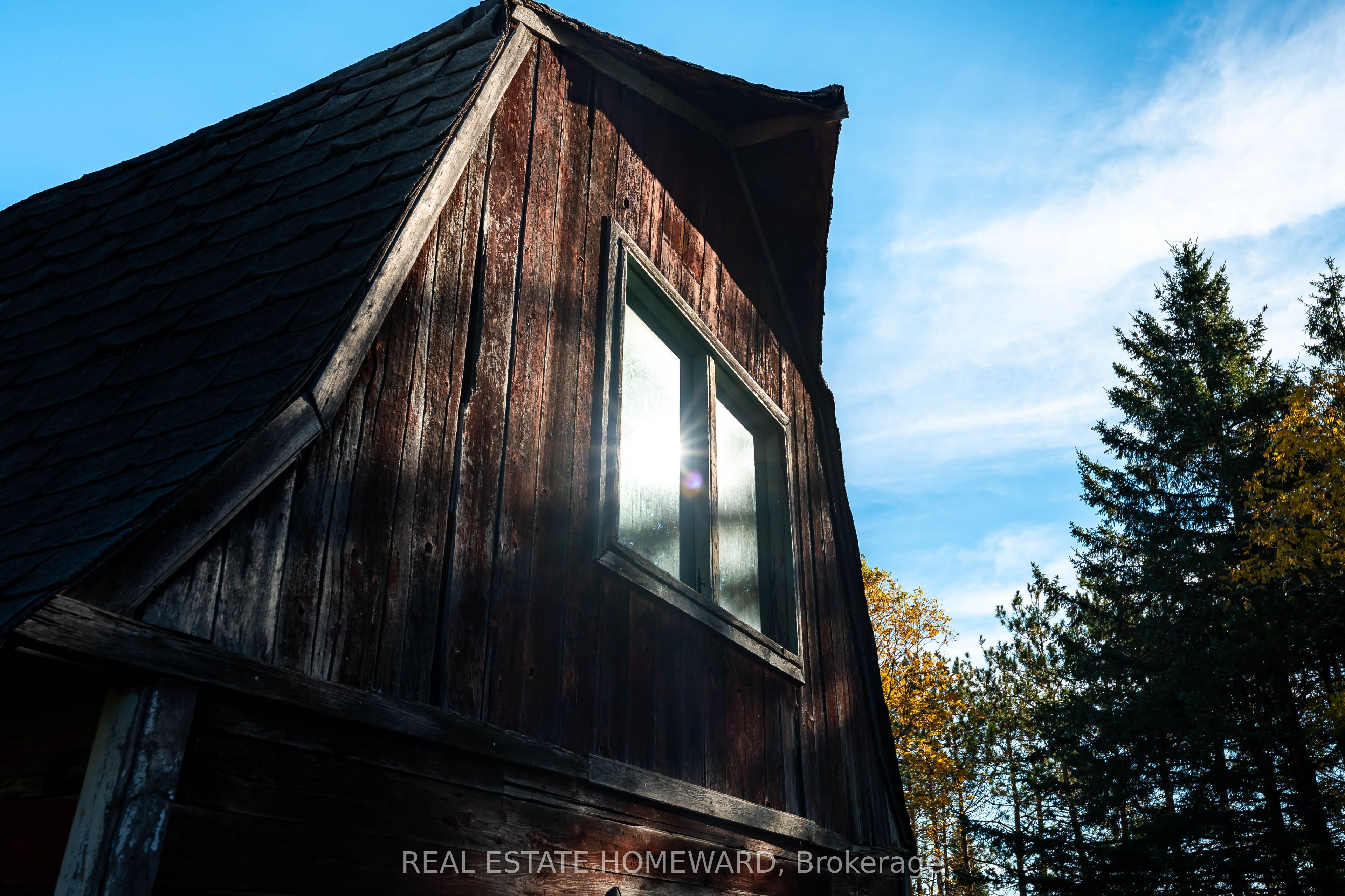 595343 Blindline Road Property Photo 24
